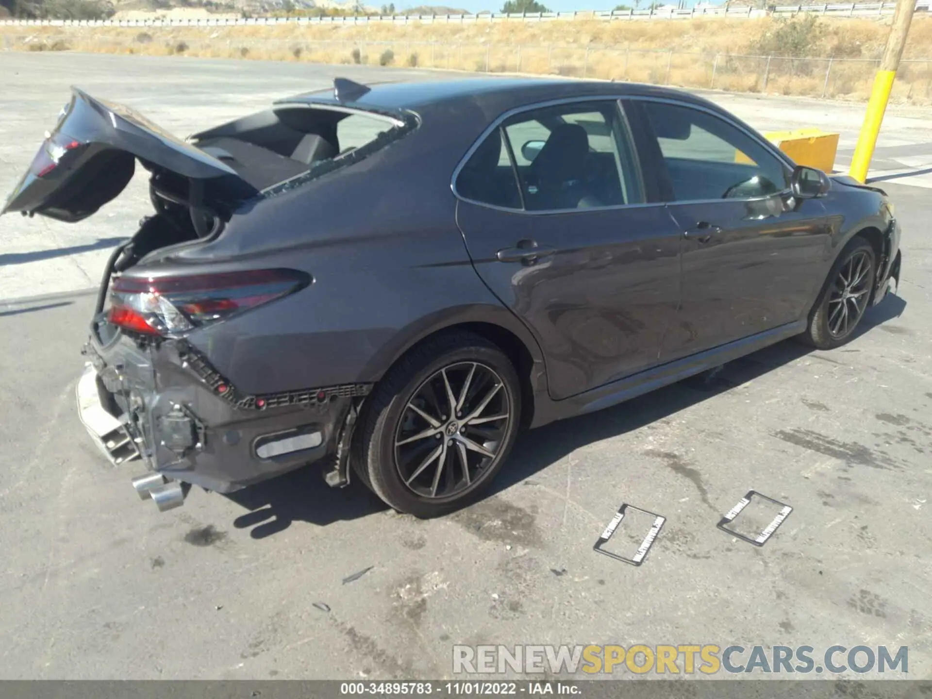 4 fotografías del automóvil dañado 4T1T11AK3NU681363 TOYOTA CAMRY 2022