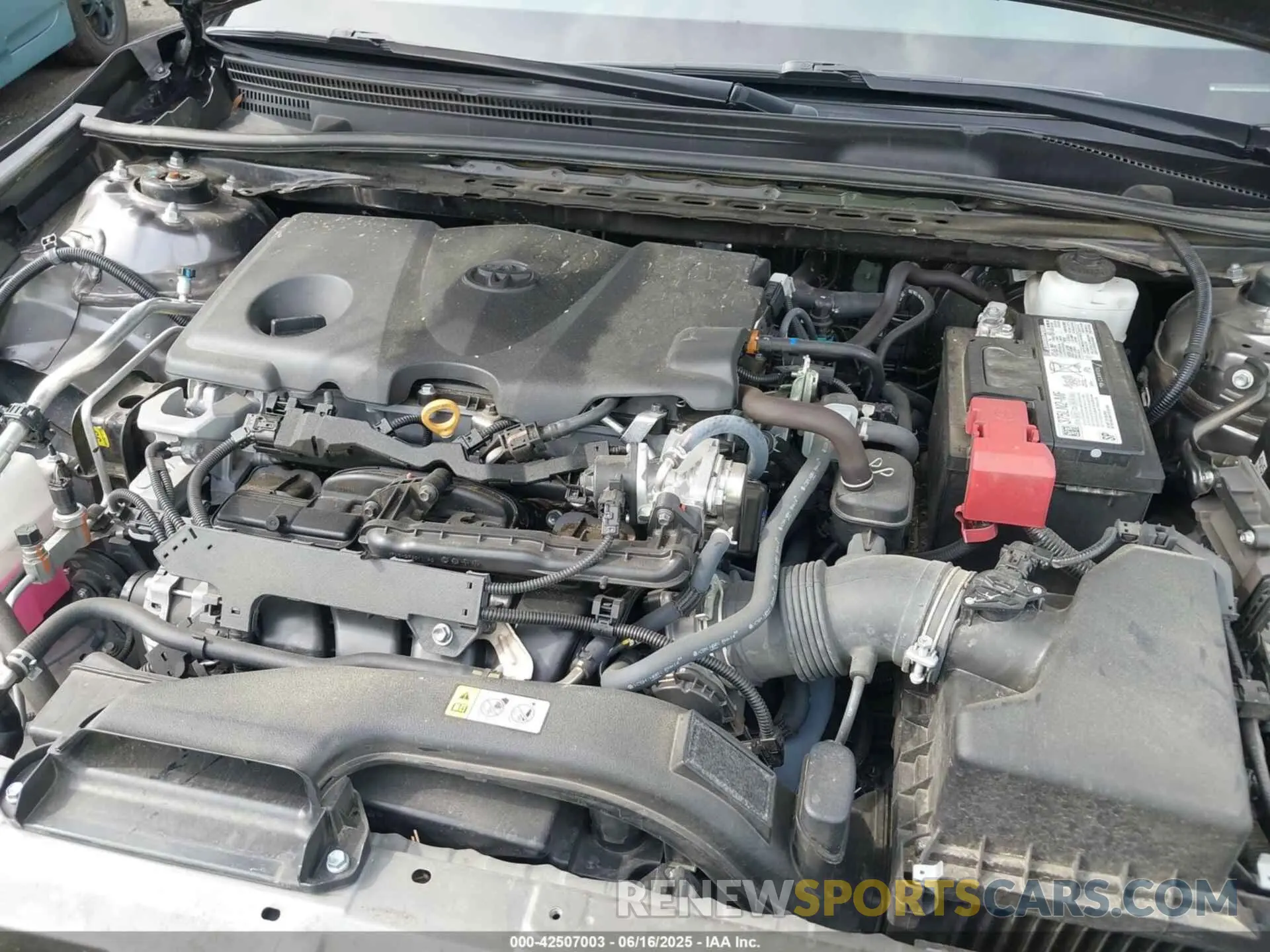 10 fotografías del automóvil dañado 4T1T11AK4NU013779 TOYOTA CAMRY 2022
