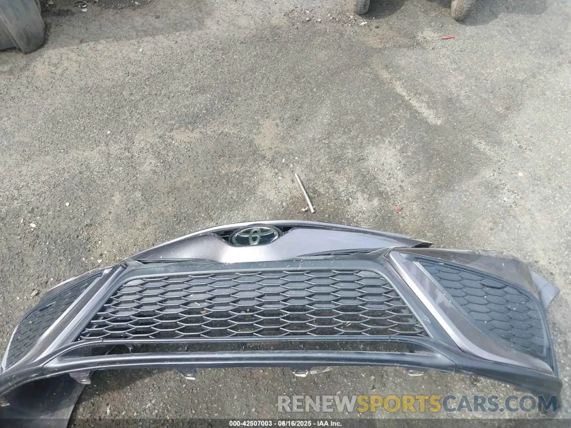 12 fotografías del automóvil dañado 4T1T11AK4NU013779 TOYOTA CAMRY 2022