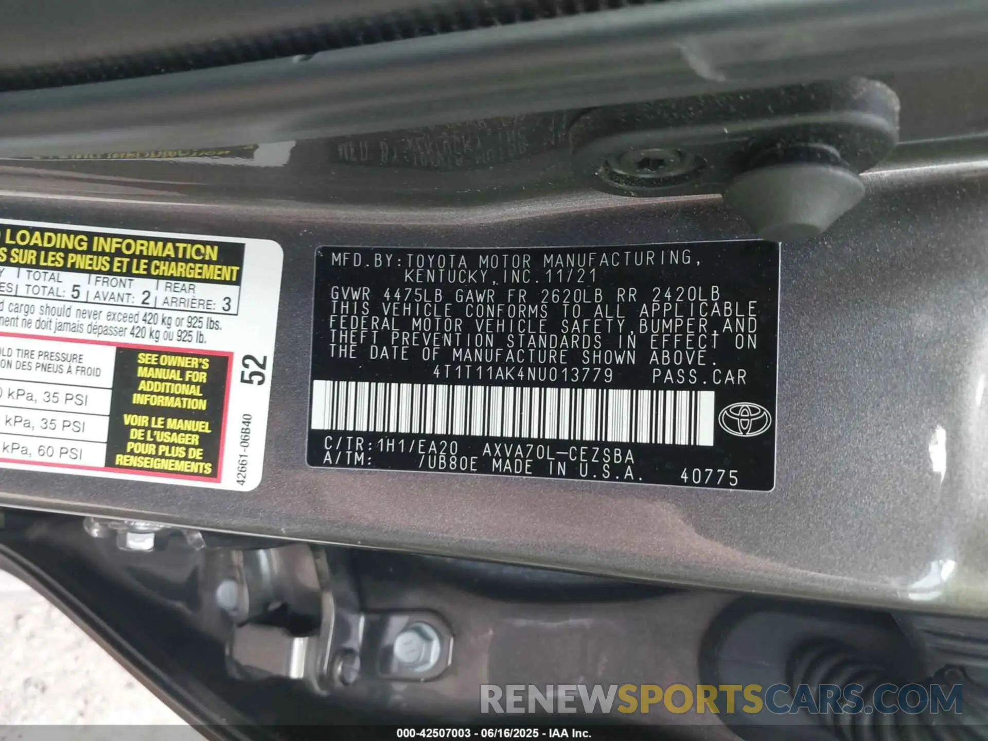 9 fotografías del automóvil dañado 4T1T11AK4NU013779 TOYOTA CAMRY 2022