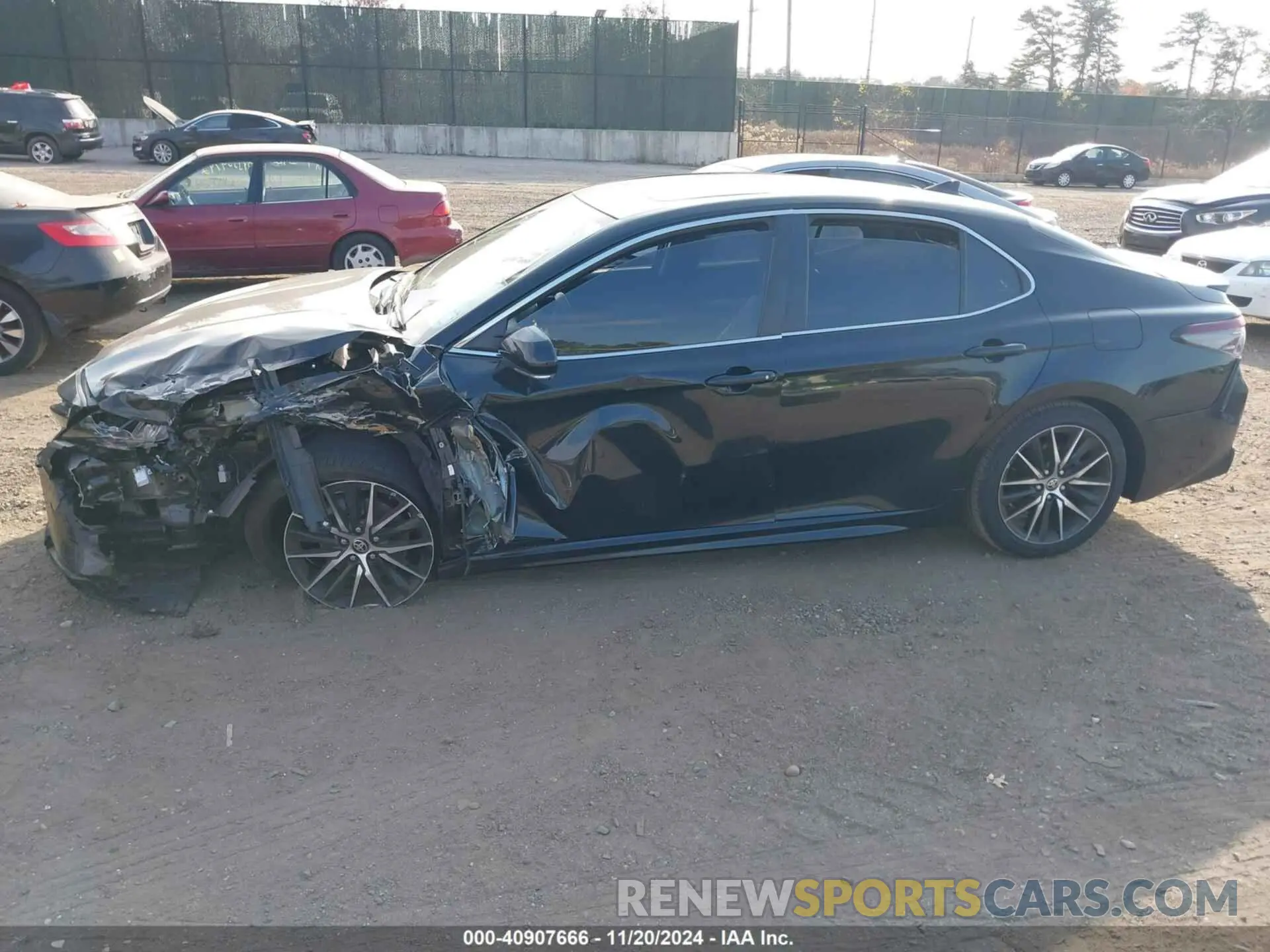 14 fotografías del automóvil dañado 4T1T11AK4NU048550 TOYOTA CAMRY 2022