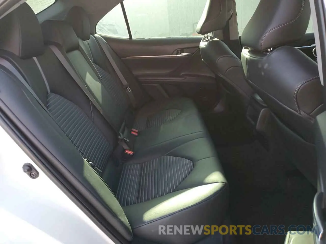 10 fotografías del automóvil dañado 4T1T11AK4NU063159 TOYOTA CAMRY 2022