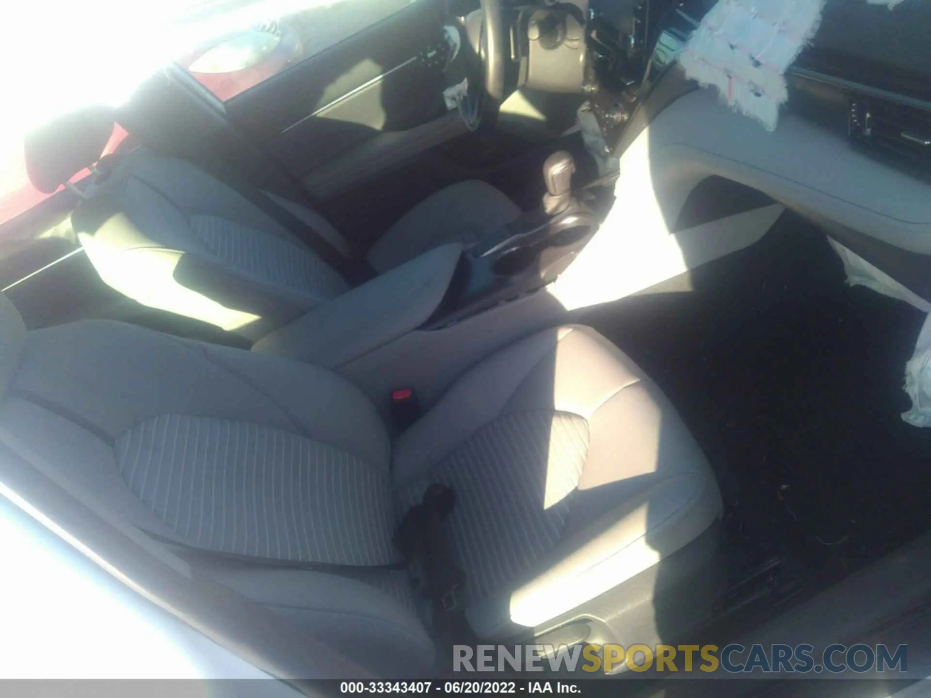 5 fotografías del automóvil dañado 4T1T11AK4NU628557 TOYOTA CAMRY 2022