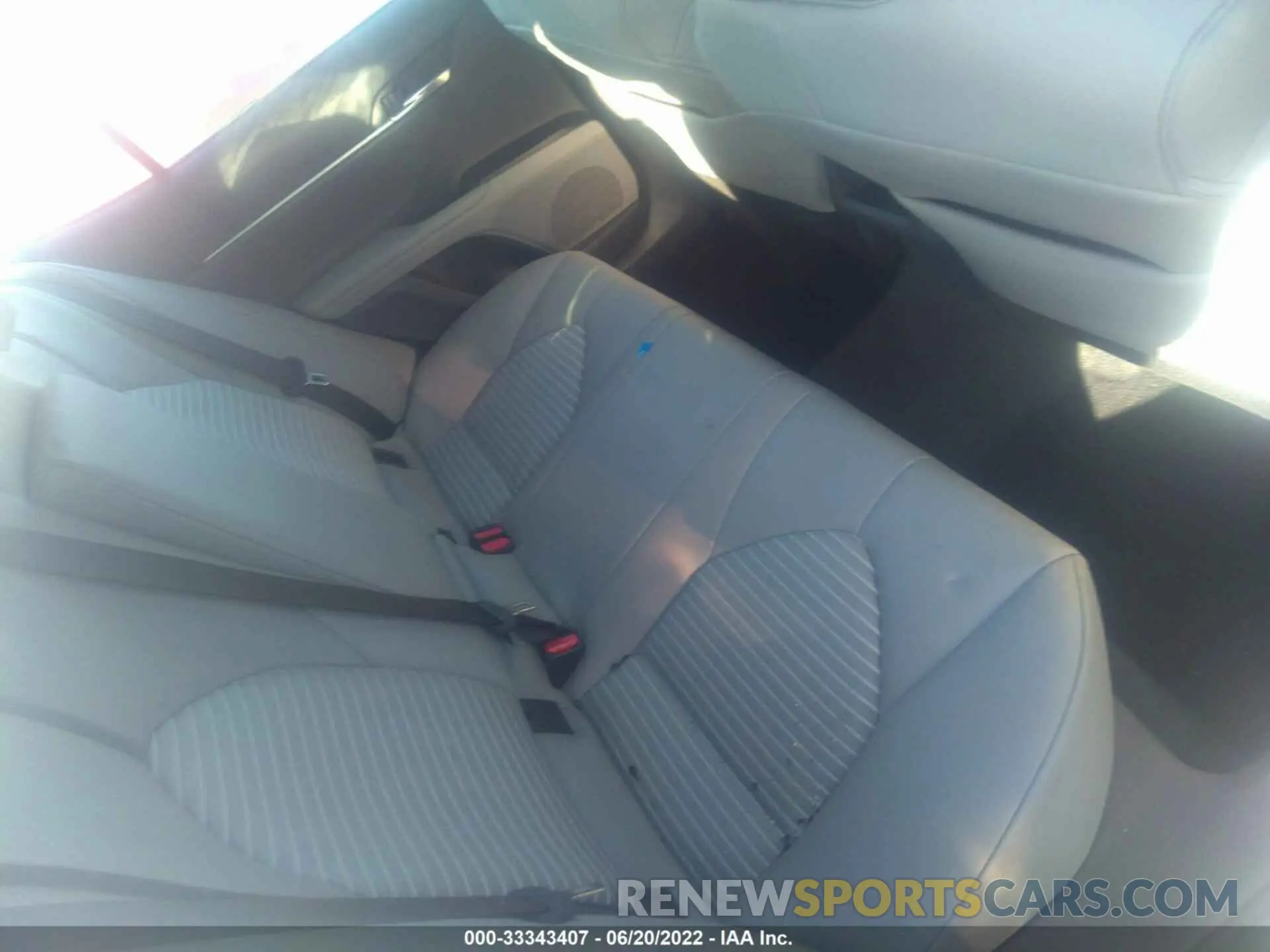 8 fotografías del automóvil dañado 4T1T11AK4NU628557 TOYOTA CAMRY 2022