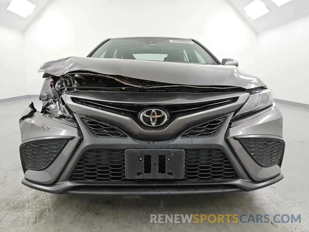 5 fotografías del automóvil dañado 4T1T11AK4NU633449 TOYOTA CAMRY 2022