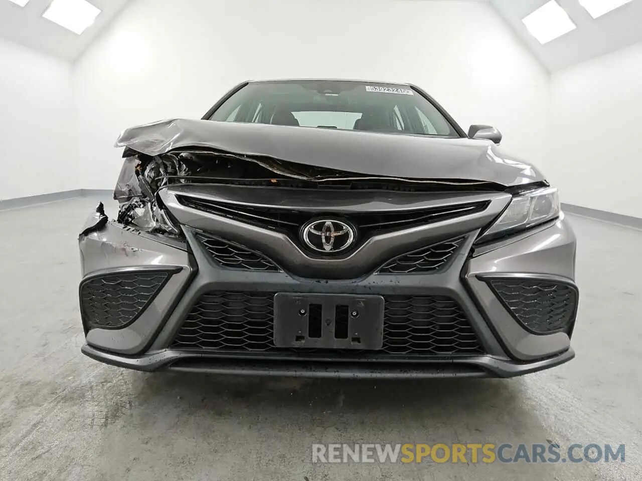 7 fotografías del automóvil dañado 4T1T11AK4NU633449 TOYOTA CAMRY 2022