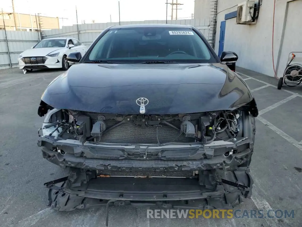 5 fotografías del automóvil dañado 4T1T11AK4NU709235 TOYOTA CAMRY 2022