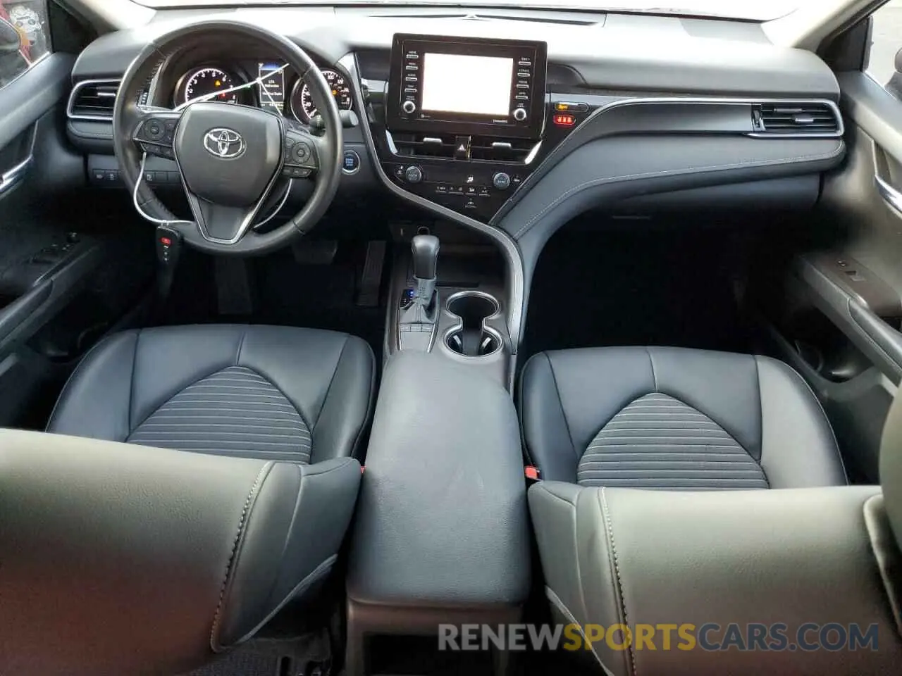 8 fotografías del automóvil dañado 4T1T11AK4NU709235 TOYOTA CAMRY 2022