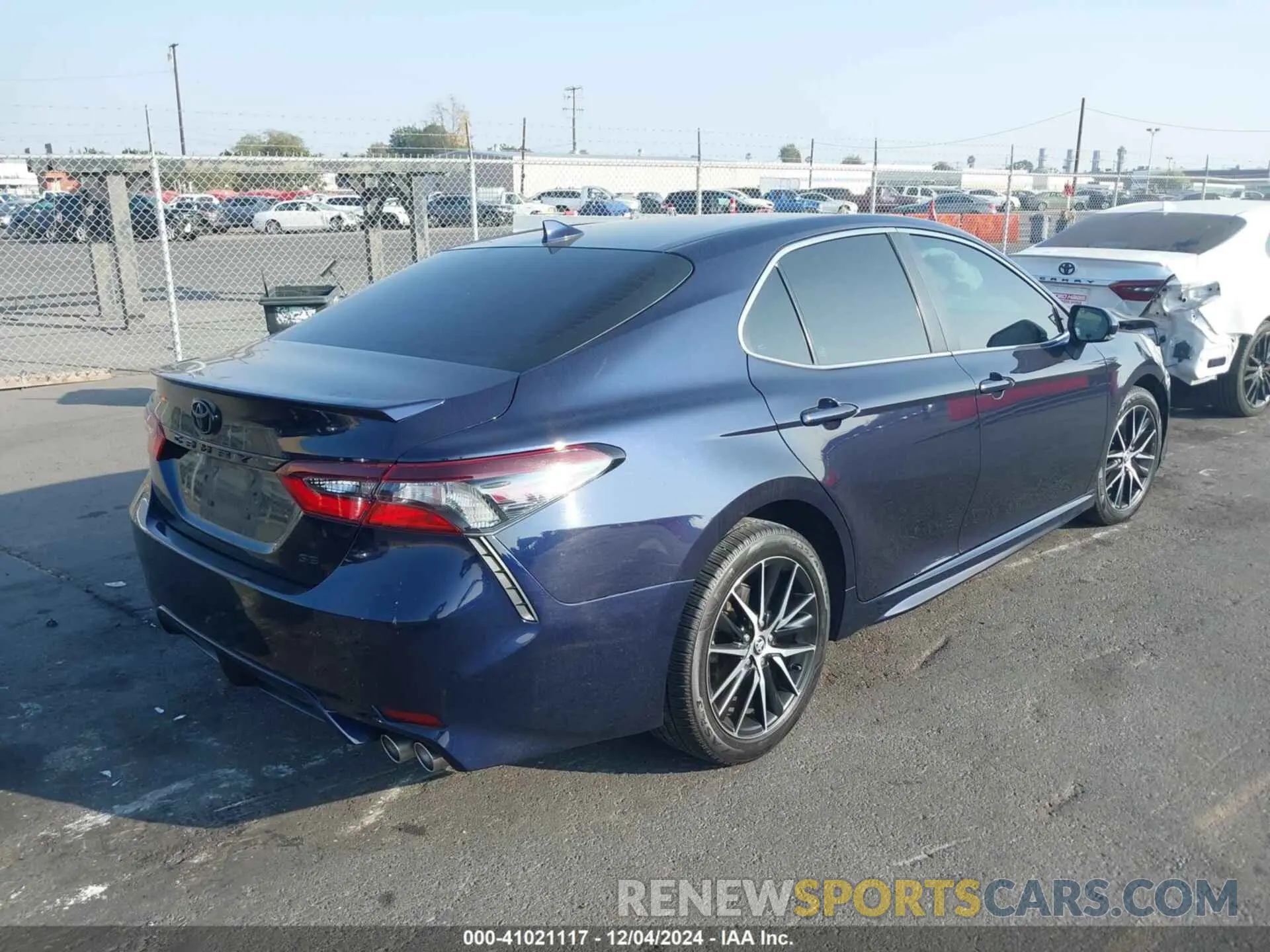 4 fotografías del automóvil dañado 4T1T11AK6NU073904 TOYOTA CAMRY 2022