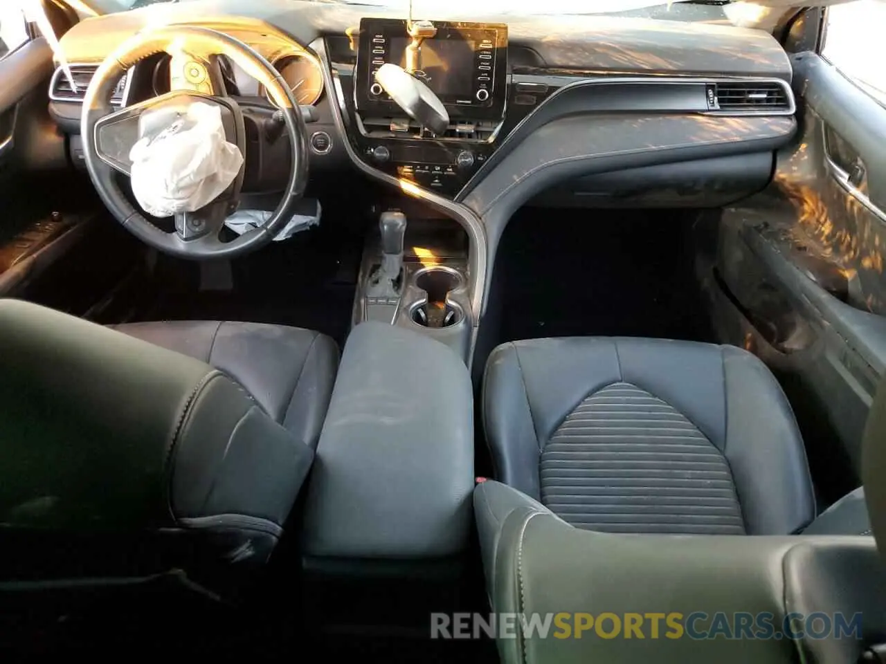 8 fotografías del automóvil dañado 4T1T11AK6NU654237 TOYOTA CAMRY 2022