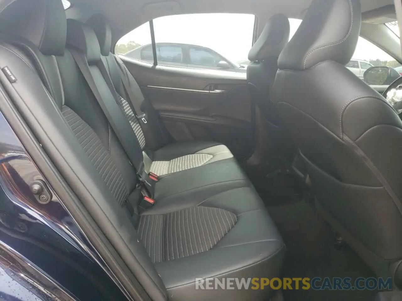 10 fotografías del automóvil dañado 4T1T11AK6NU672205 TOYOTA CAMRY 2022