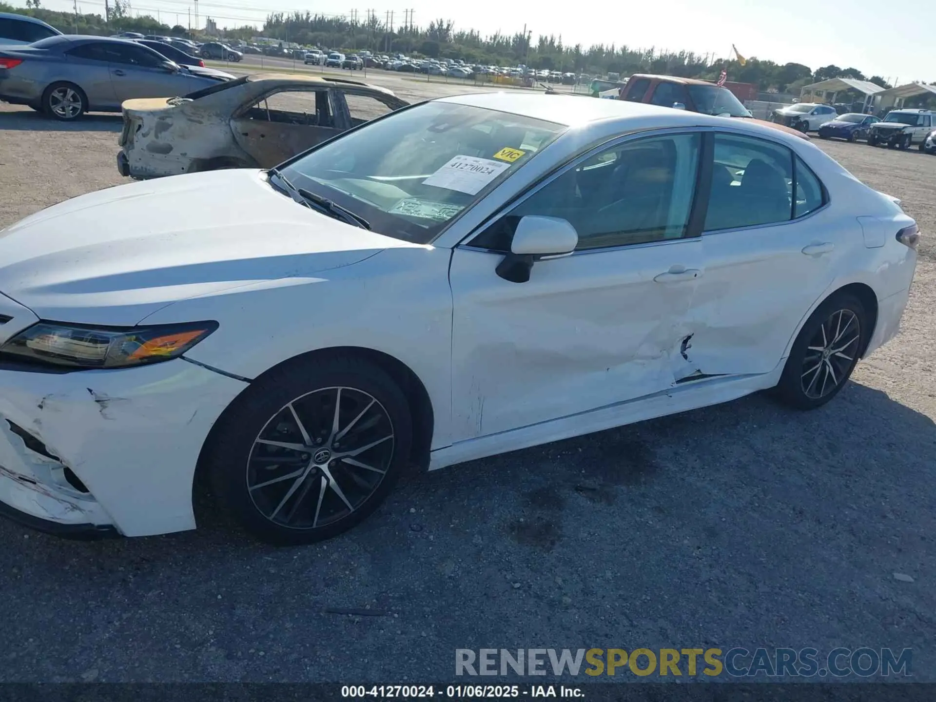 6 fotografías del automóvil dañado 4T1T11AK7NU637348 TOYOTA CAMRY 2022