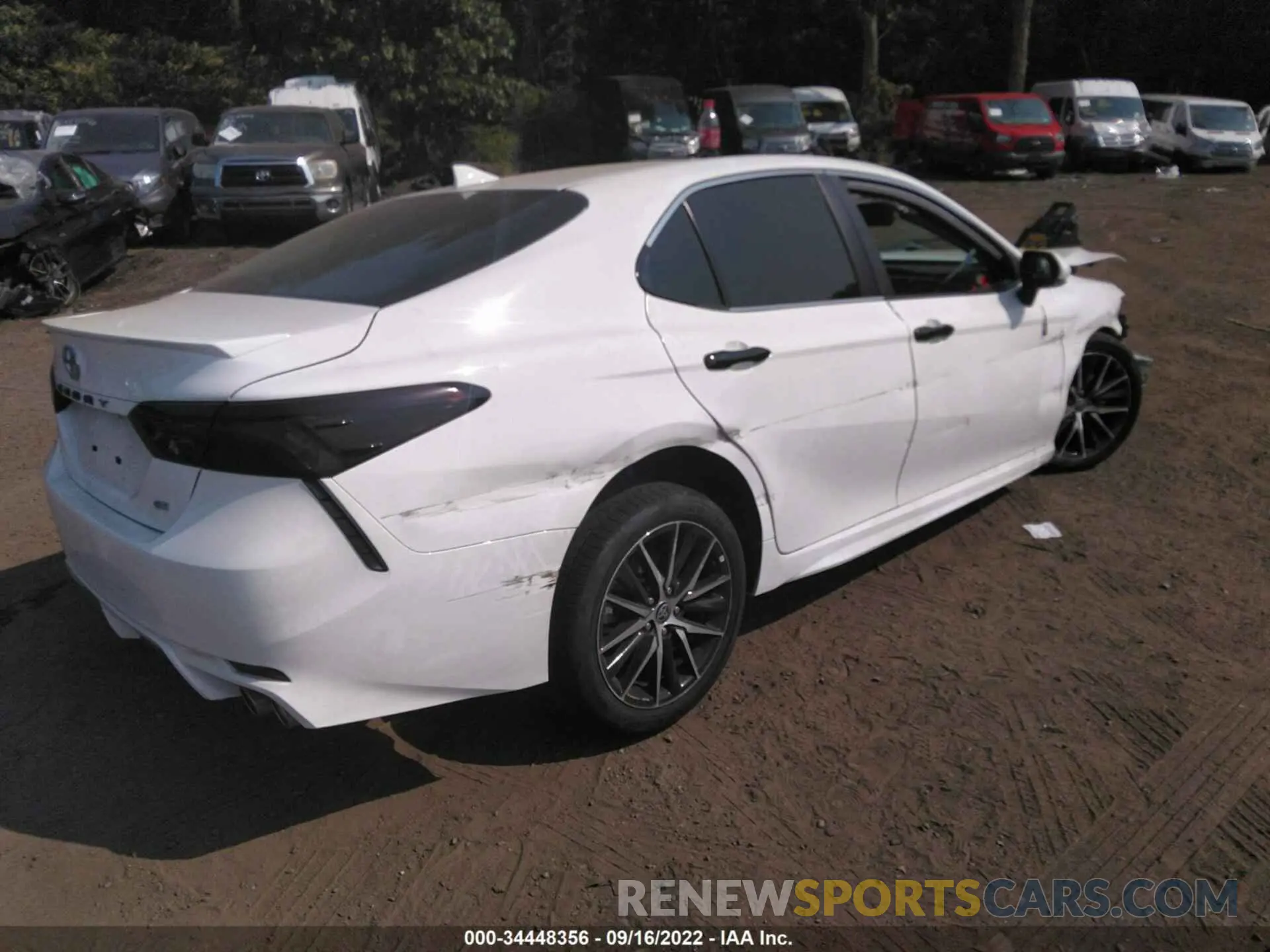 4 fotografías del automóvil dañado 4T1T11AK7NU701565 TOYOTA CAMRY 2022