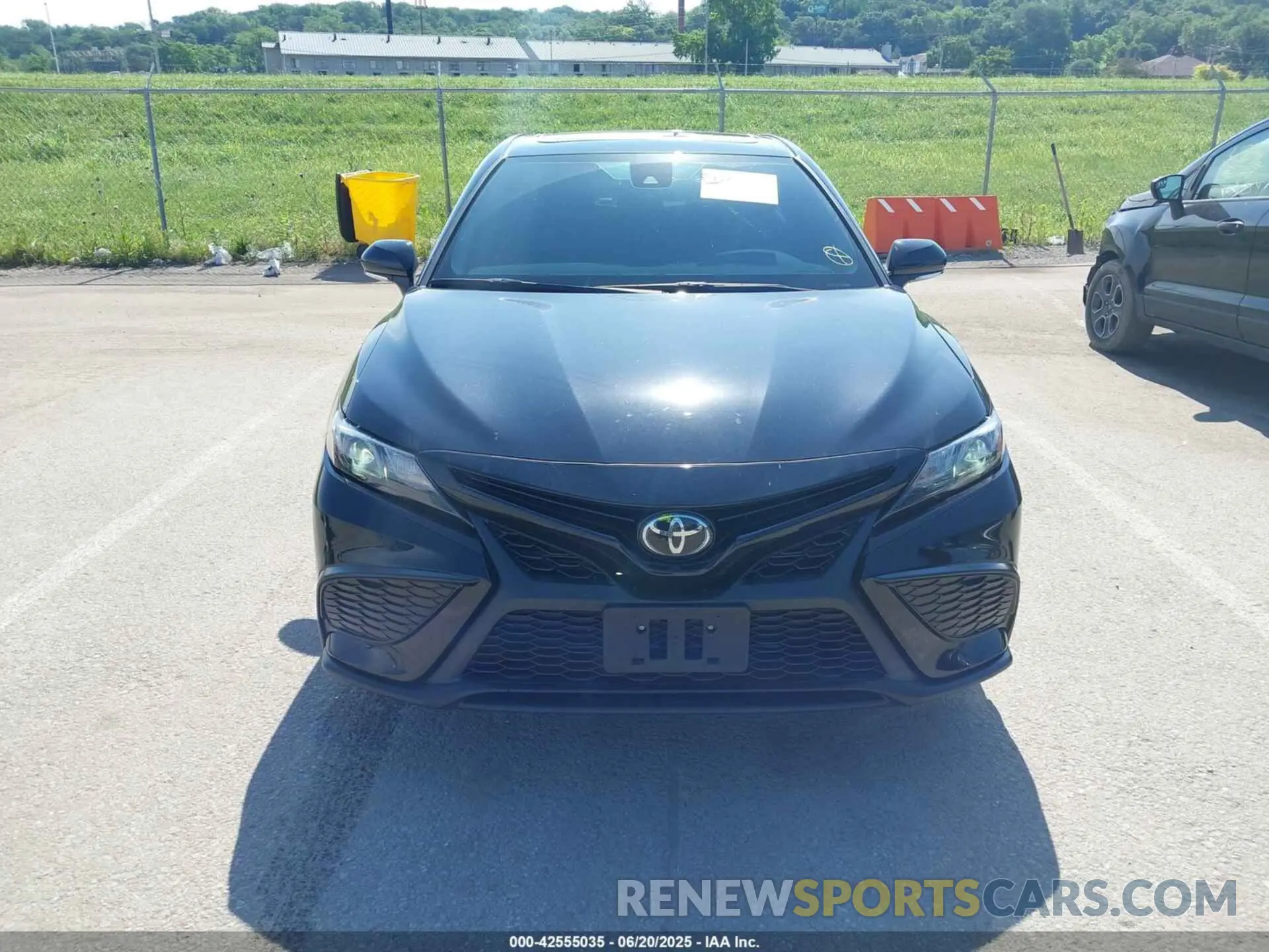 12 fotografías del automóvil dañado 4T1T11AK8NU685148 TOYOTA CAMRY 2022