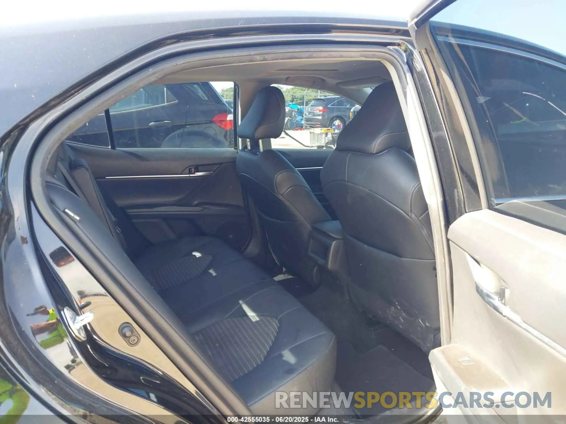 8 fotografías del automóvil dañado 4T1T11AK8NU685148 TOYOTA CAMRY 2022