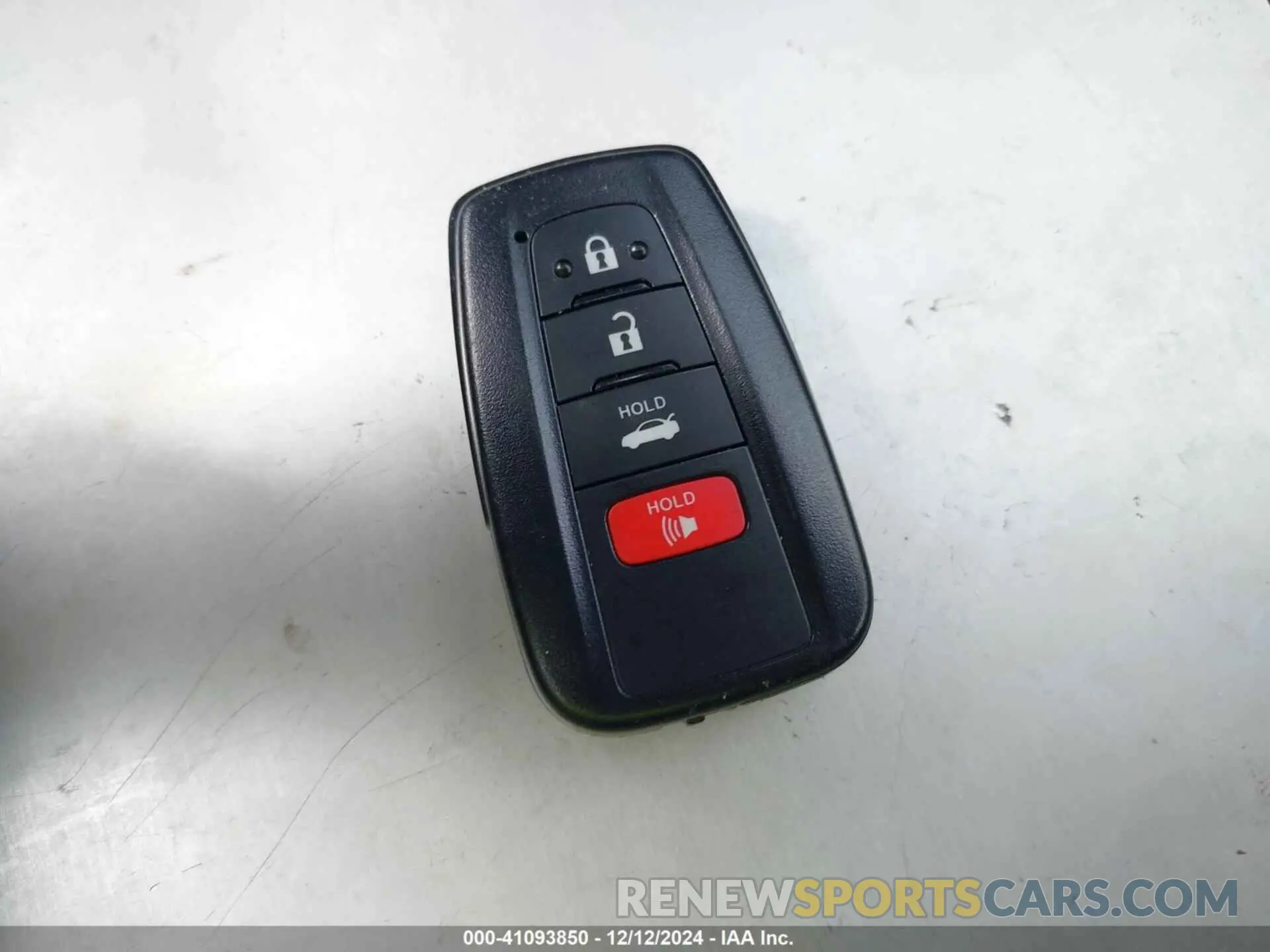 11 fotografías del automóvil dañado 4T1T11AK8NU689300 TOYOTA CAMRY 2022