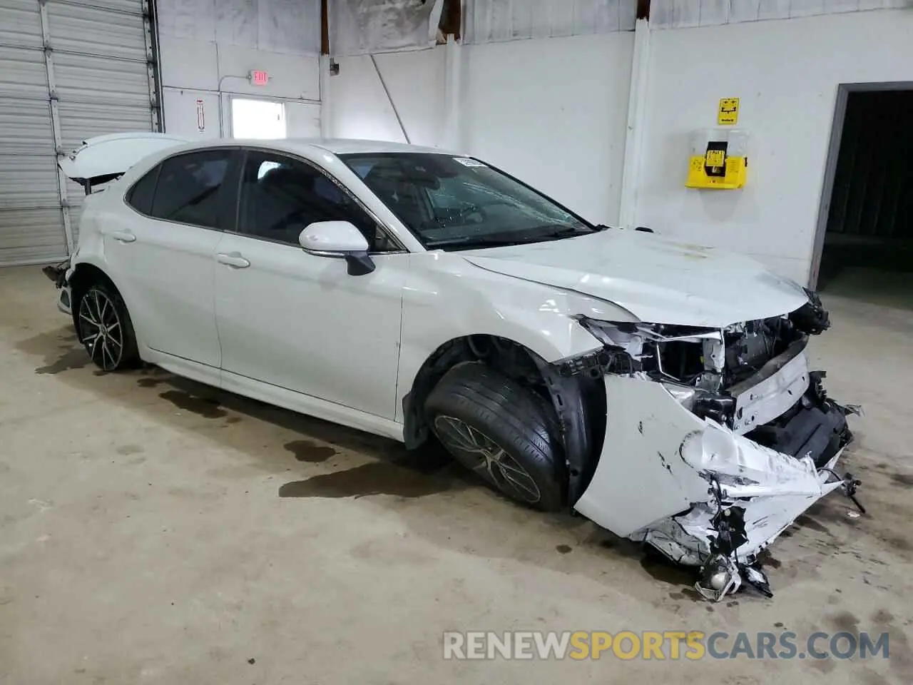 4 fotografías del automóvil dañado 4T1T11AKXNU002446 TOYOTA CAMRY 2022