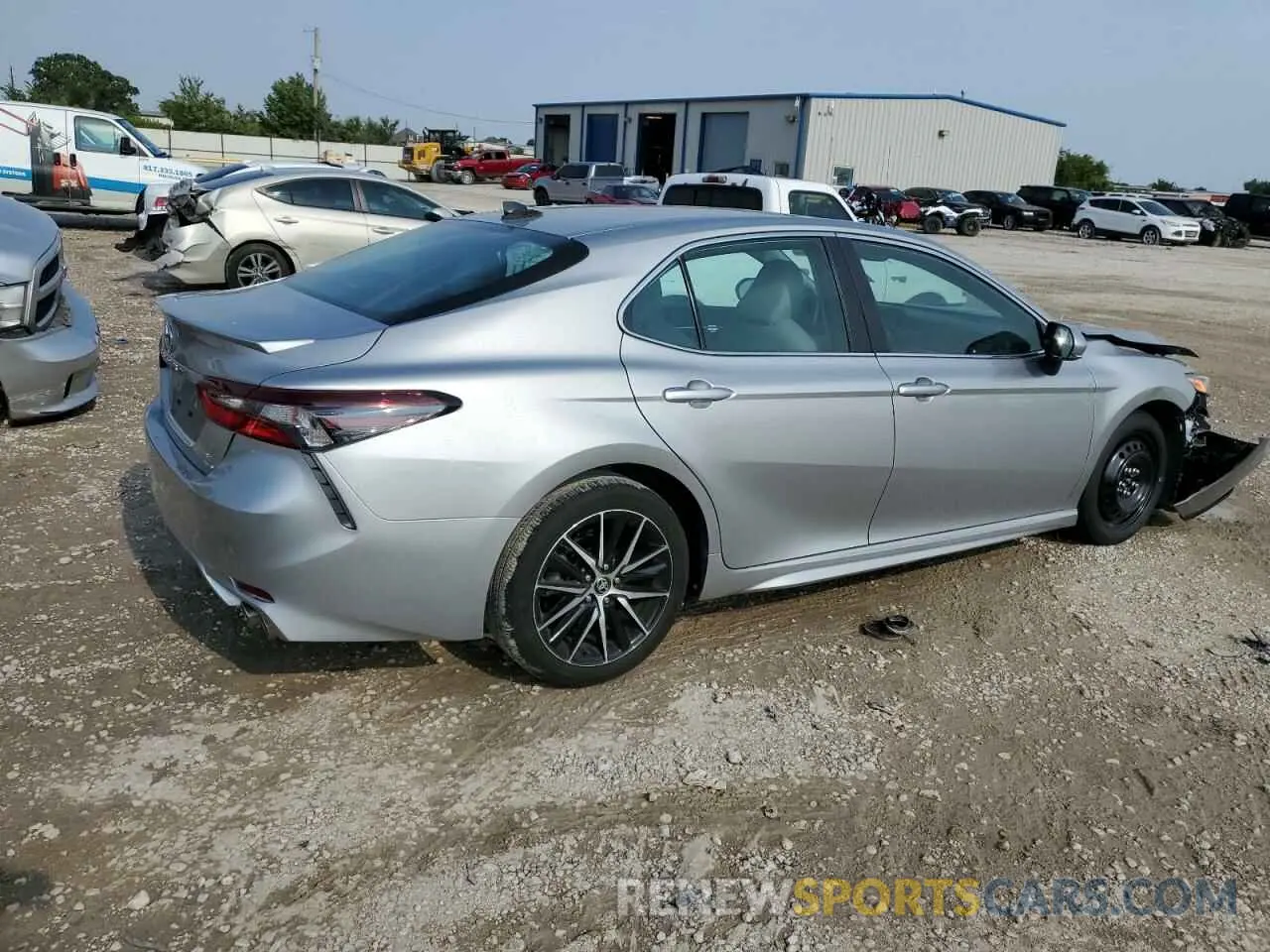 3 fotografías del automóvil dañado 4T1T11BK4NU068344 TOYOTA CAMRY 2022