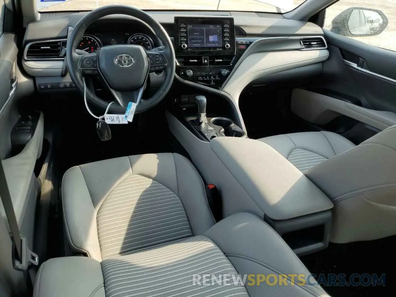 8 fotografías del automóvil dañado 4T1T11BK4NU068344 TOYOTA CAMRY 2022