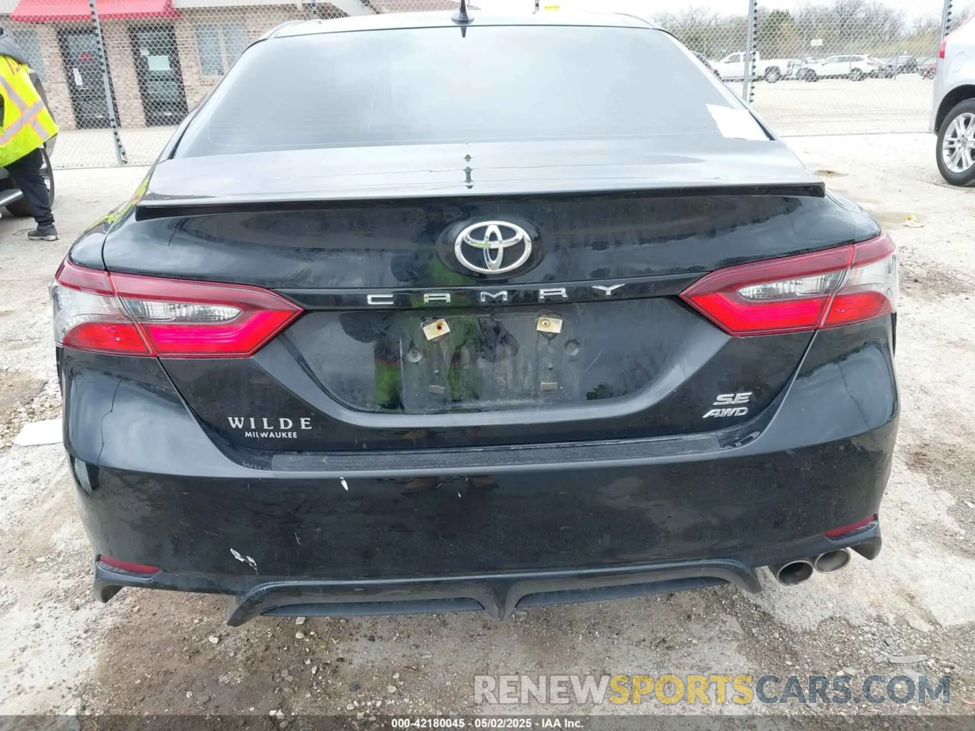 16 fotografías del automóvil dañado 4T1T11BK9NU047845 TOYOTA CAMRY 2022