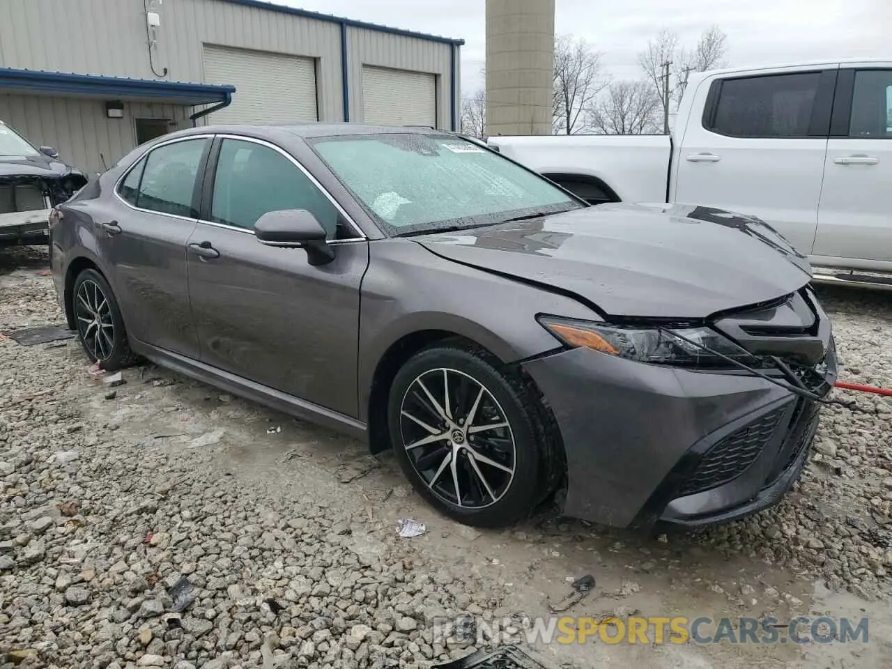 4 fotografías del automóvil dañado 4T1T11BK9NU048008 TOYOTA CAMRY 2022