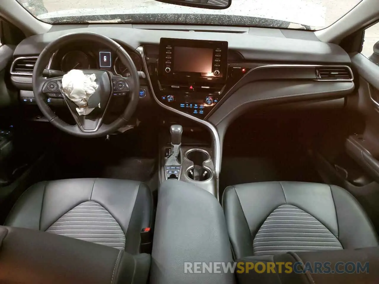 8 fotografías del automóvil dañado 4T1T31AK2NU035080 TOYOTA CAMRY 2022