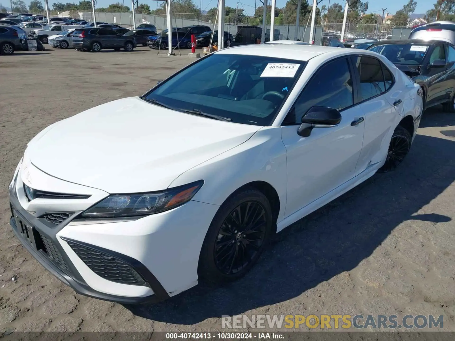 2 fotografías del automóvil dañado 4T1T31AK3NU032513 TOYOTA CAMRY 2022