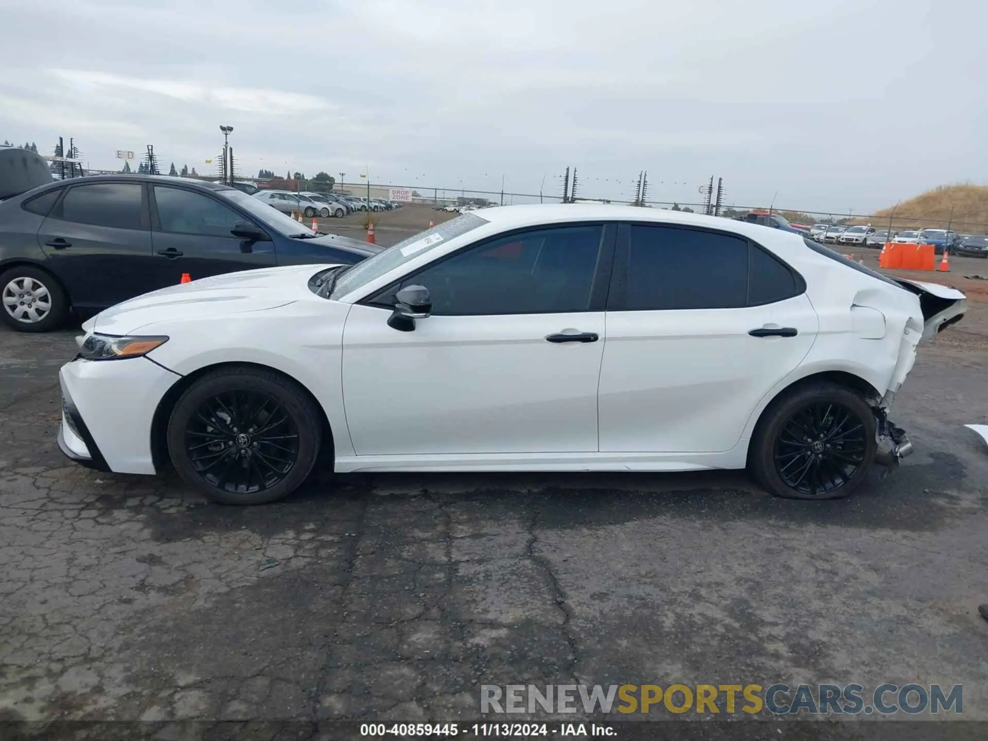 15 fotografías del automóvil dañado 4T1T31AK3NU032947 TOYOTA CAMRY 2022