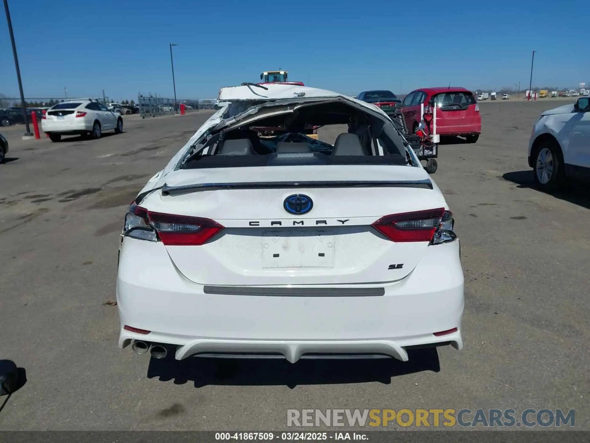 16 fotografías del automóvil dañado 4T1T31AK8NU033219 TOYOTA CAMRY 2022