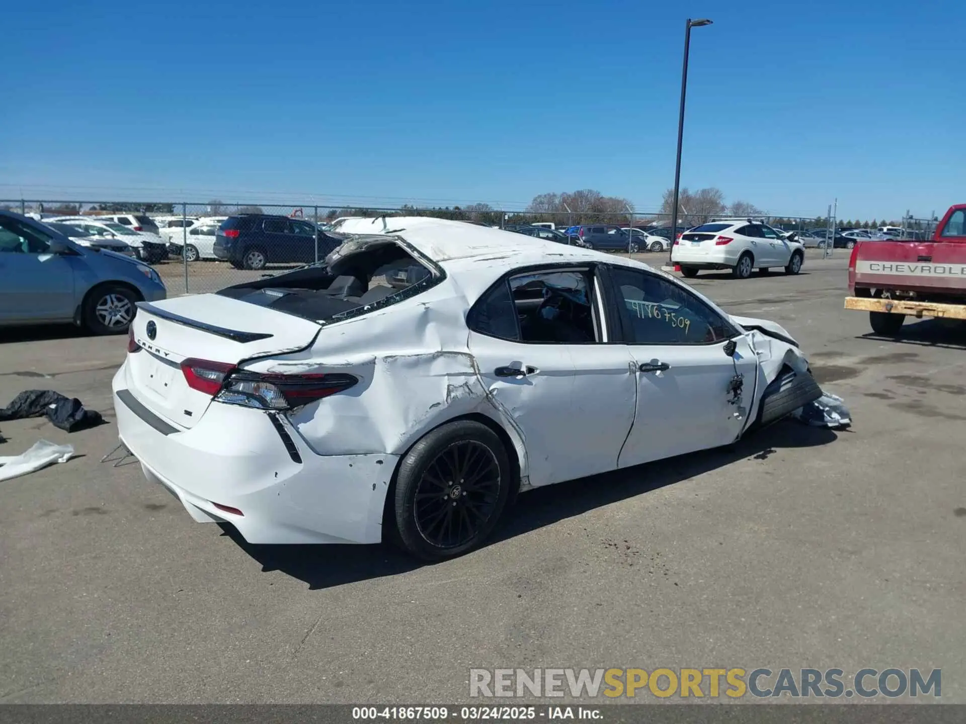 4 fotografías del automóvil dañado 4T1T31AK8NU033219 TOYOTA CAMRY 2022