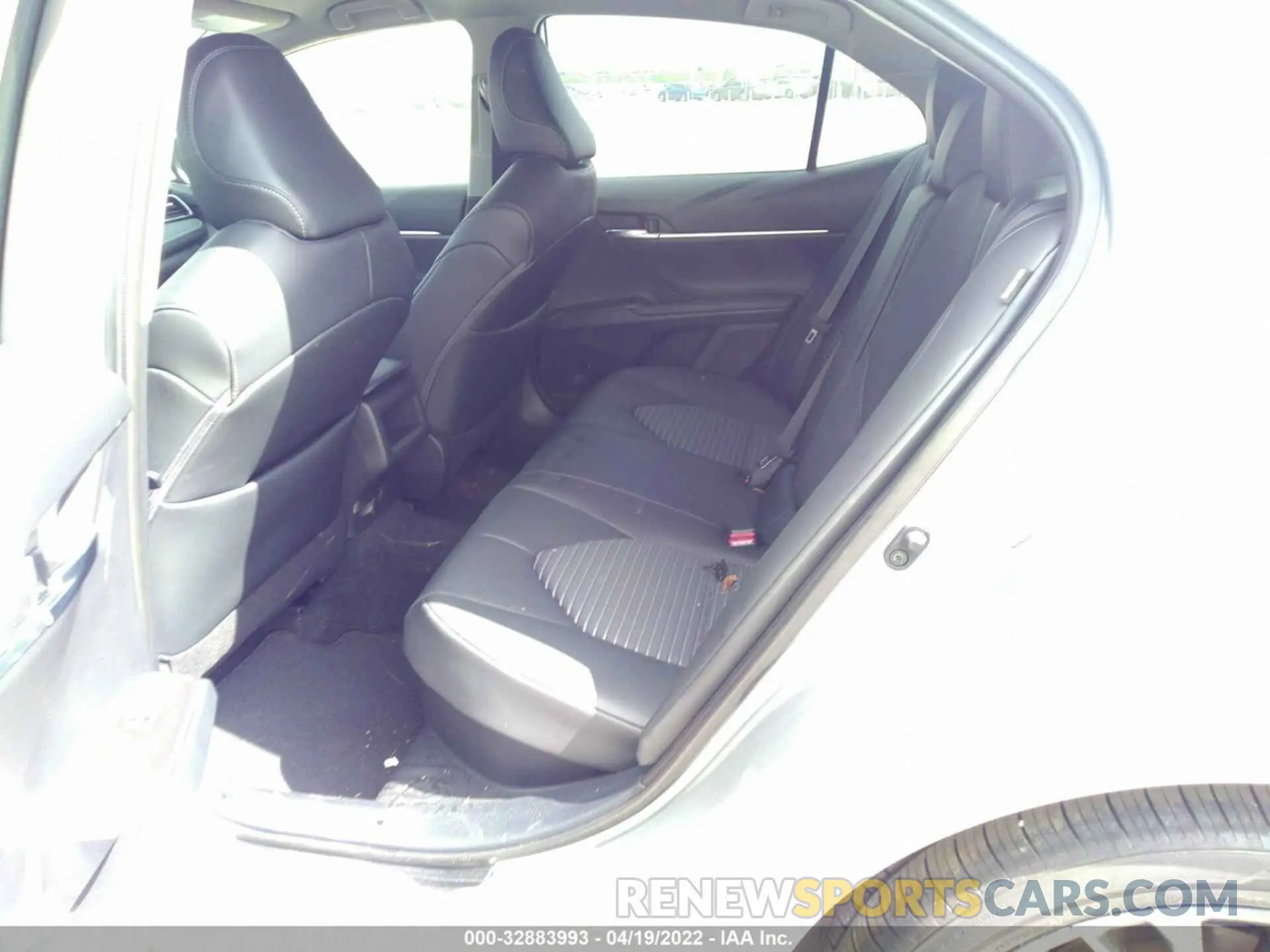 8 fotografías del automóvil dañado 4T1T31AK9NU037182 TOYOTA CAMRY 2022