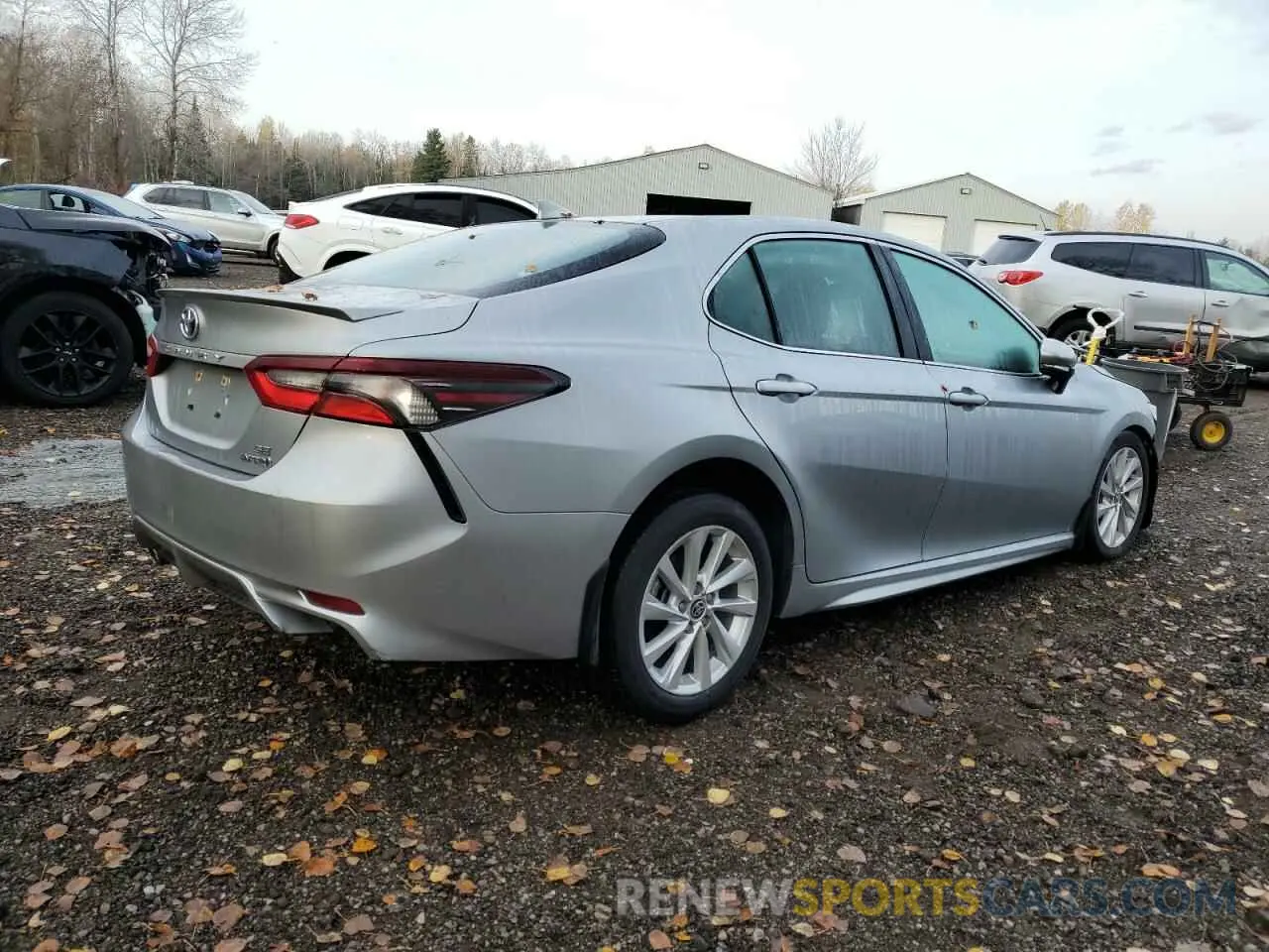 3 fotografías del automóvil dañado 4T1B21HK6PU019391 TOYOTA CAMRY 2023