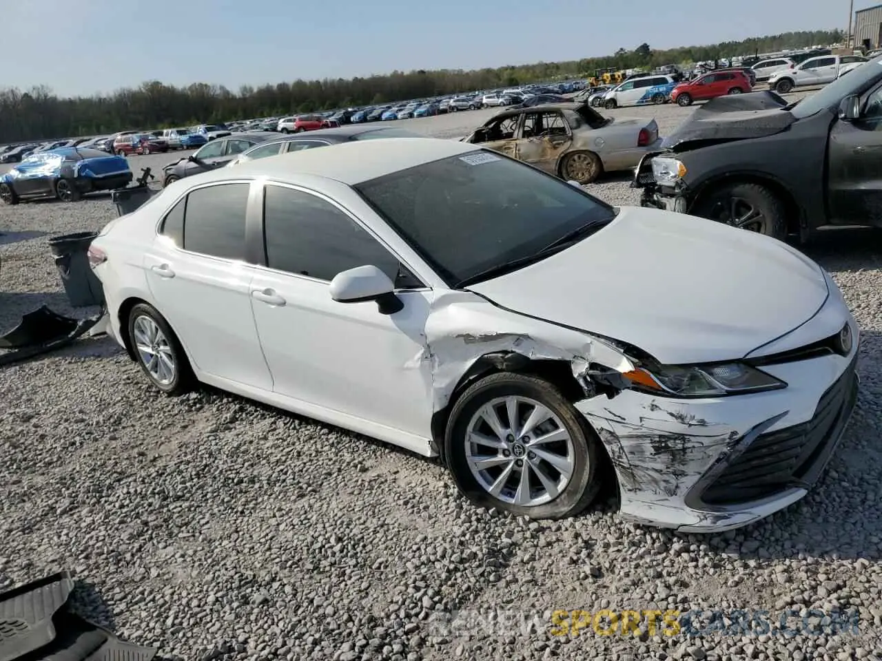 4 fotografías del automóvil dañado 4T1C11AK0PU109024 TOYOTA CAMRY 2023