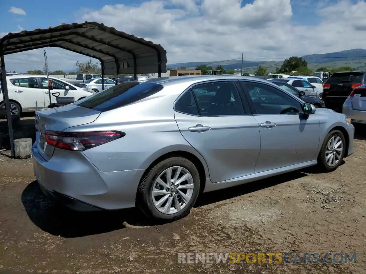3 fotografías del automóvil dañado 4T1C11AK0PU129337 TOYOTA CAMRY 2023