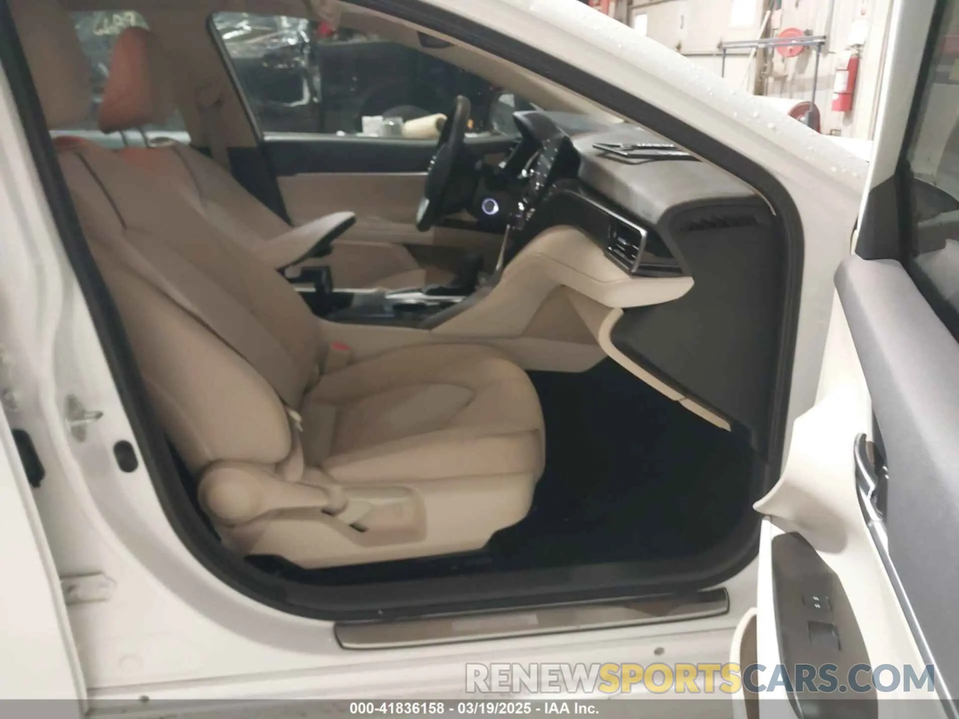 5 fotografías del automóvil dañado 4T1C11AK0PU724110 TOYOTA CAMRY 2023