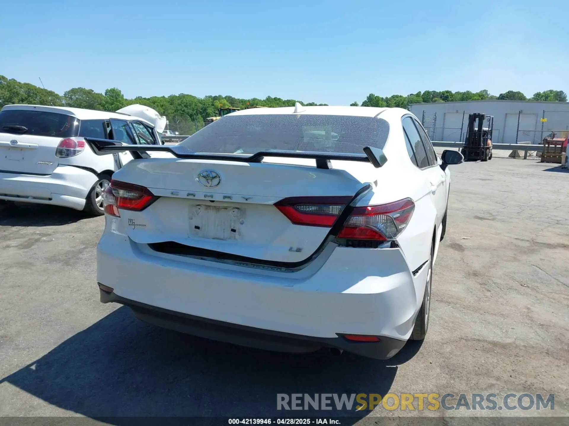 16 fotografías del automóvil dañado 4T1C11AK1PU160614 TOYOTA CAMRY 2023