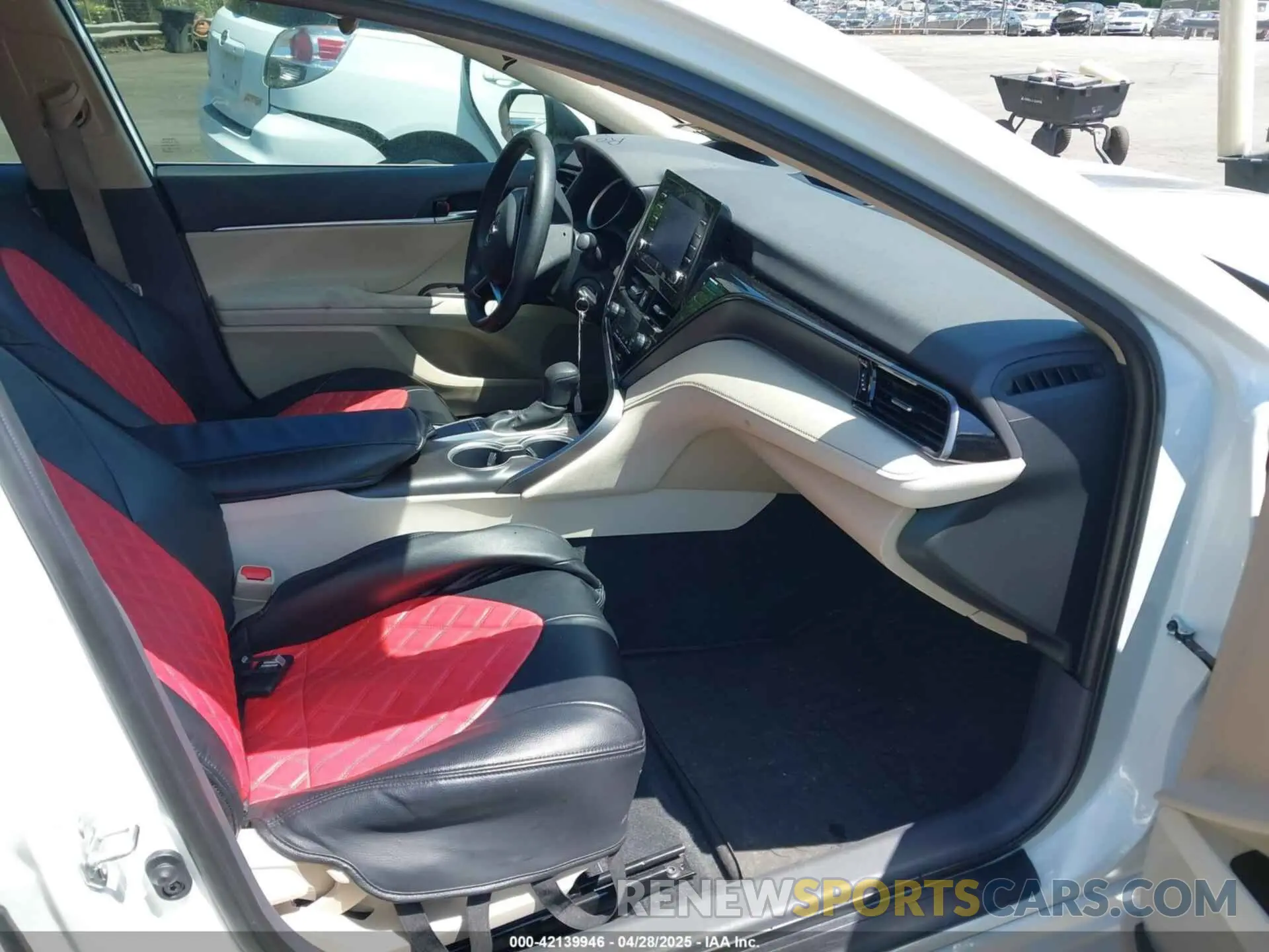 5 fotografías del automóvil dañado 4T1C11AK1PU160614 TOYOTA CAMRY 2023