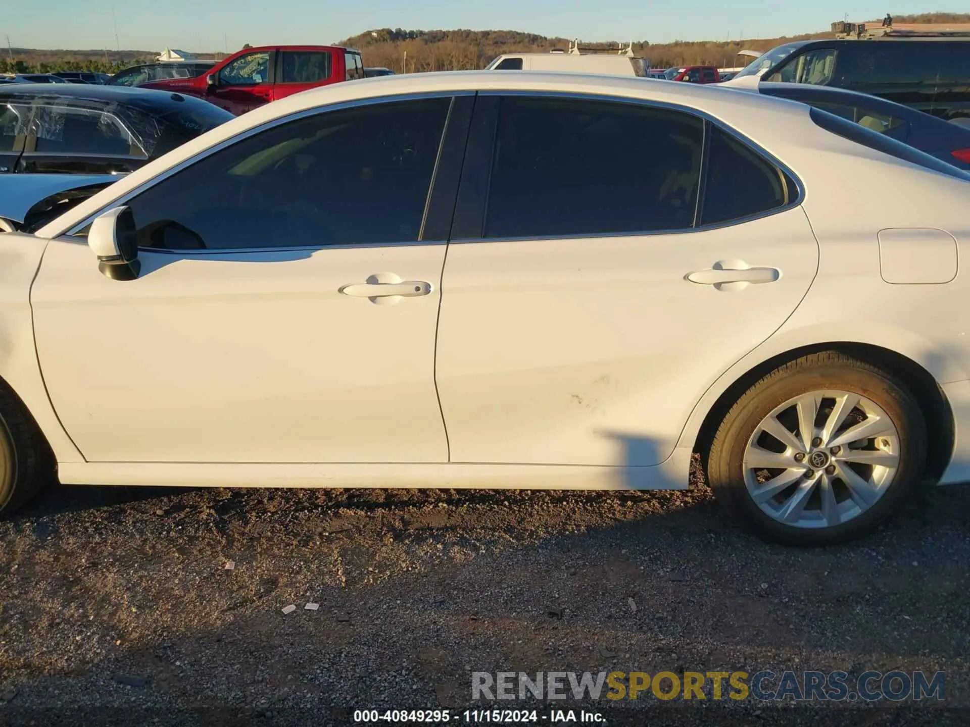 14 fotografías del automóvil dañado 4T1C11AK1PU760081 TOYOTA CAMRY 2023
