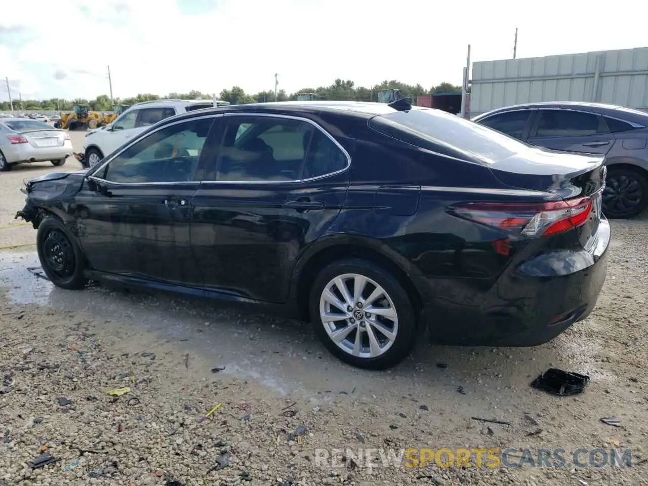 2 fotografías del automóvil dañado 4T1C11AK1PU793288 TOYOTA CAMRY 2023