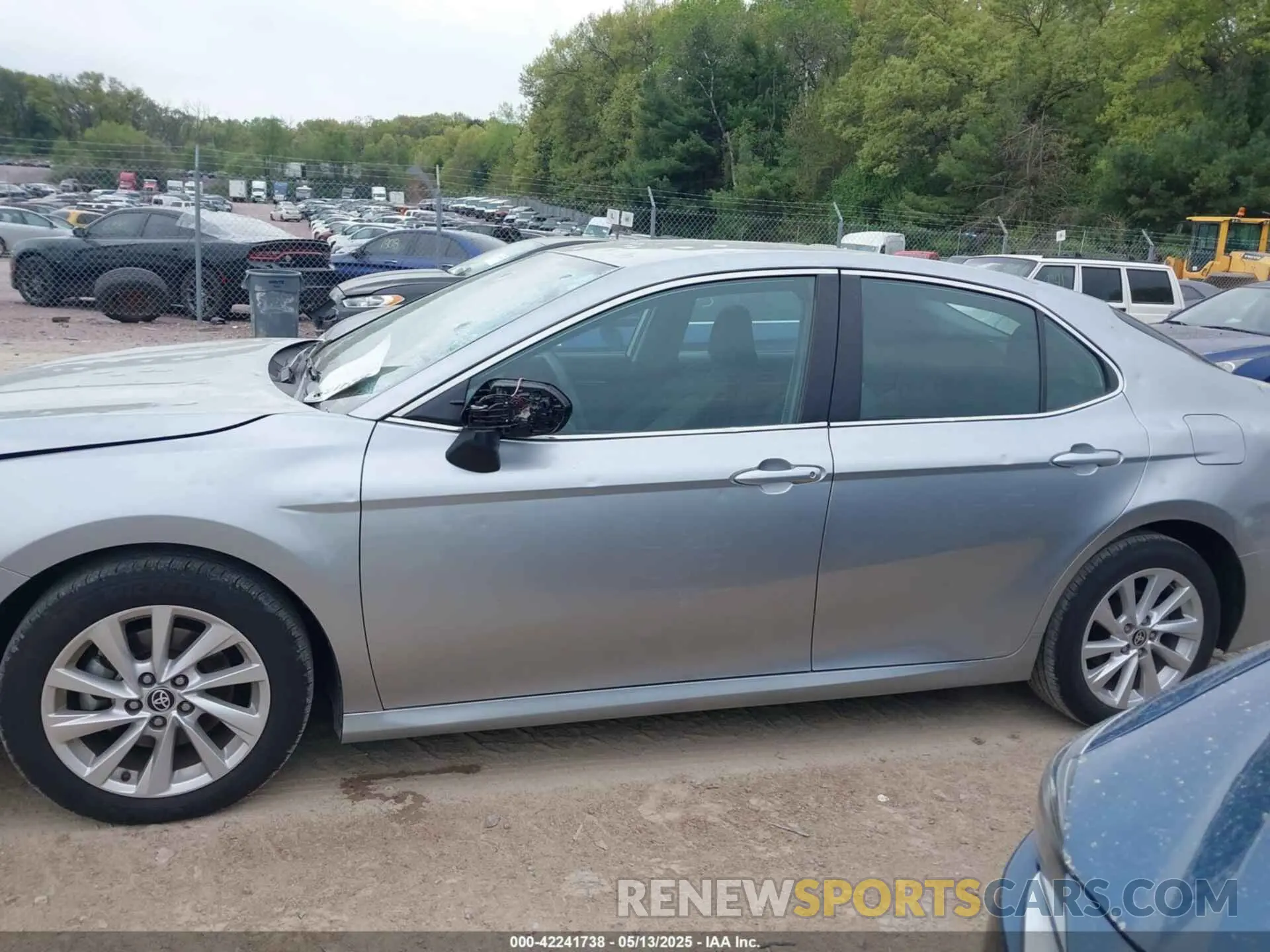 14 fotografías del automóvil dañado 4T1C11AK1PU834454 TOYOTA CAMRY 2023