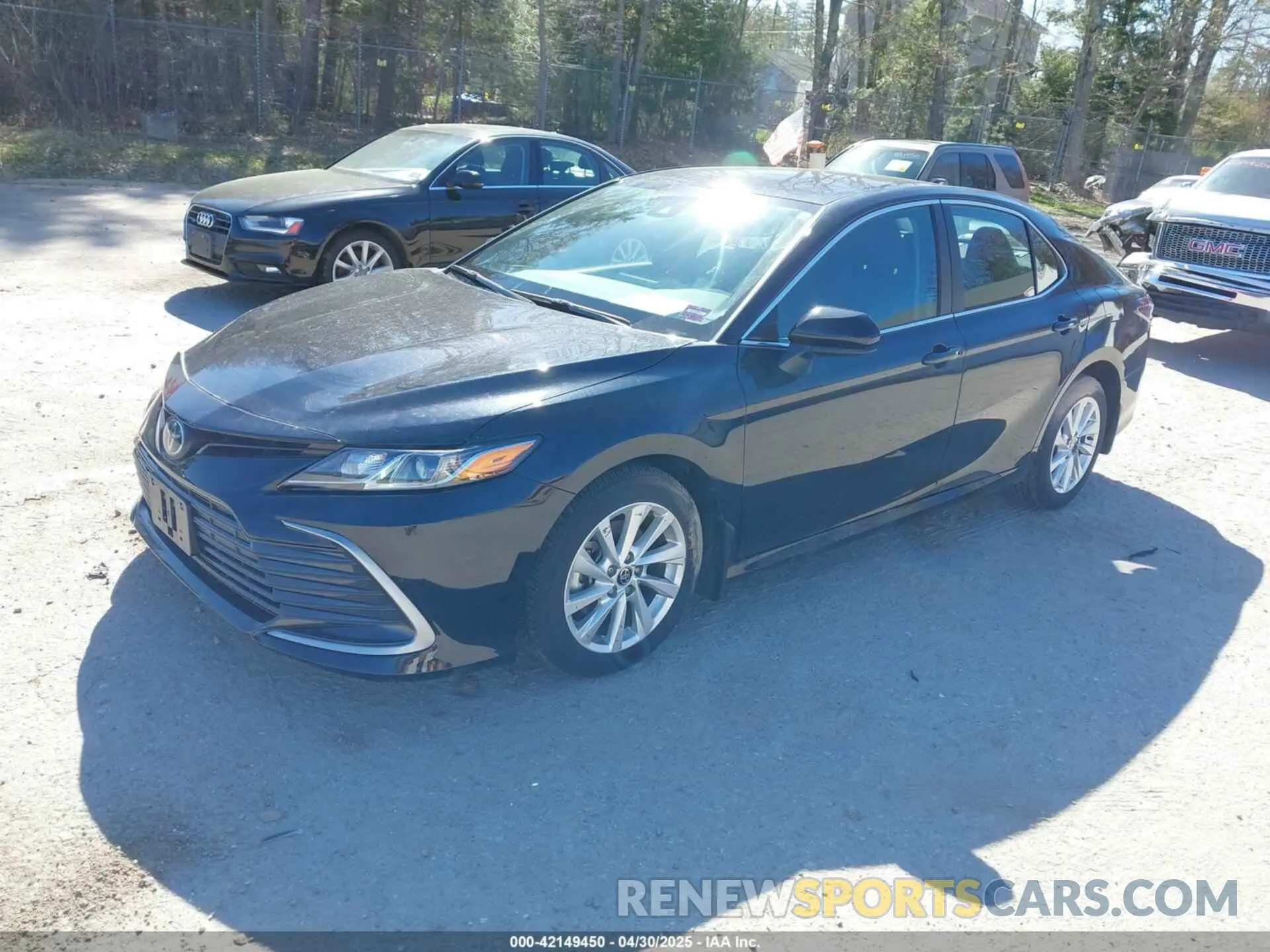 2 fotografías del automóvil dañado 4T1C11AK1PU834647 TOYOTA CAMRY 2023