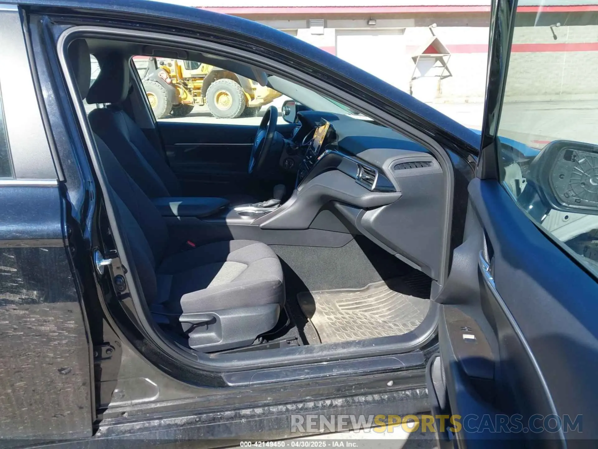 5 fotografías del automóvil dañado 4T1C11AK1PU834647 TOYOTA CAMRY 2023