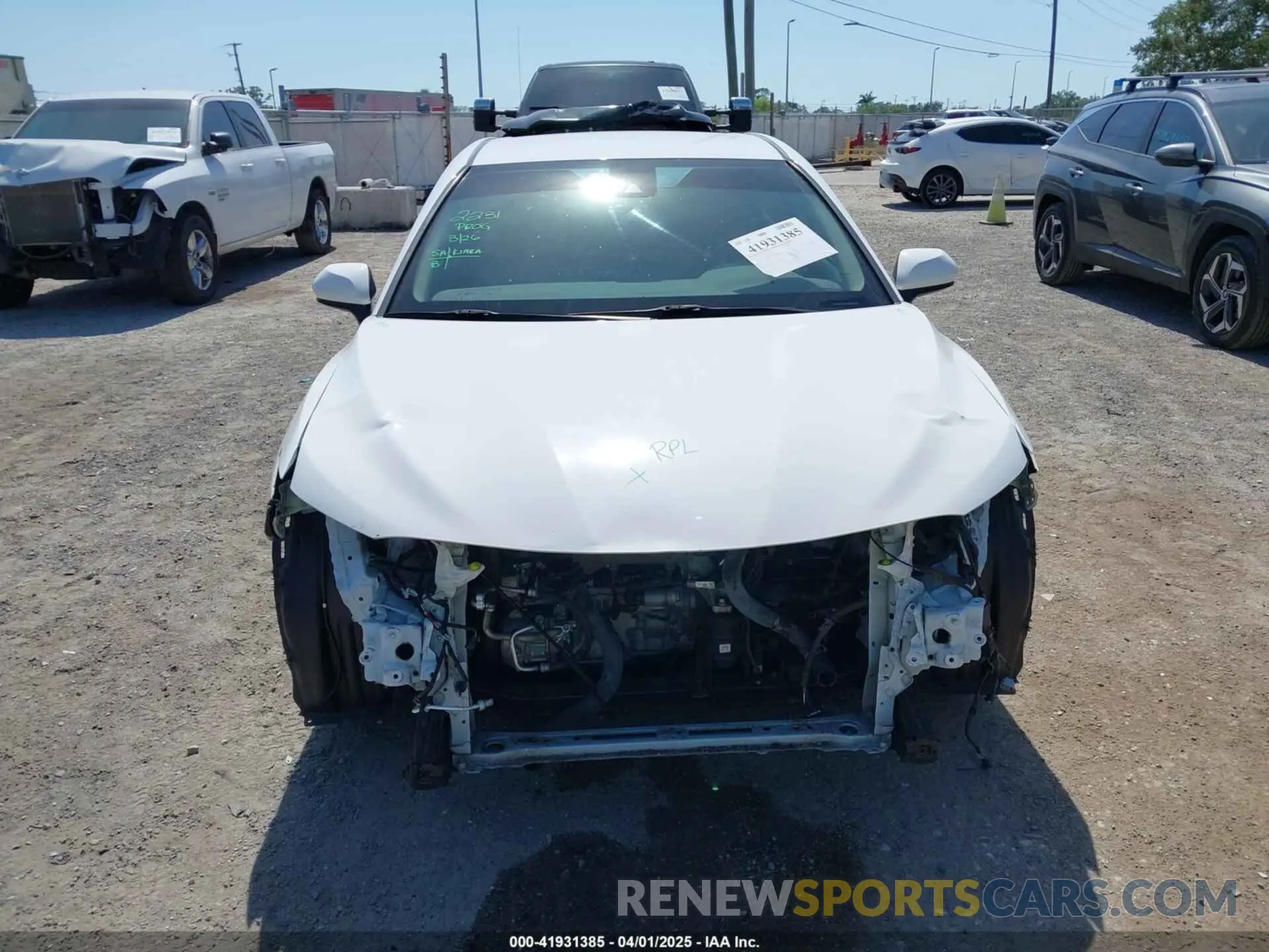 13 fotografías del automóvil dañado 4T1C11AK2PU086569 TOYOTA CAMRY 2023