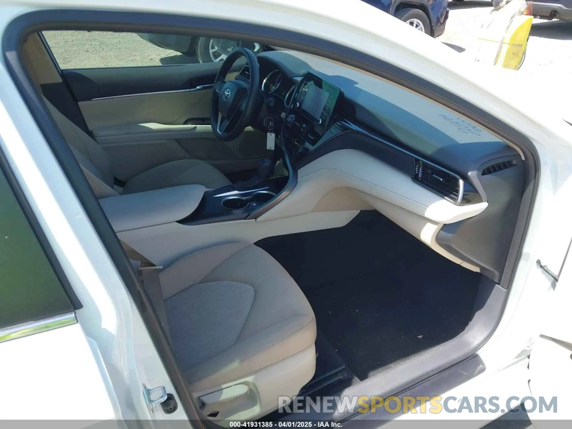 5 fotografías del automóvil dañado 4T1C11AK2PU086569 TOYOTA CAMRY 2023