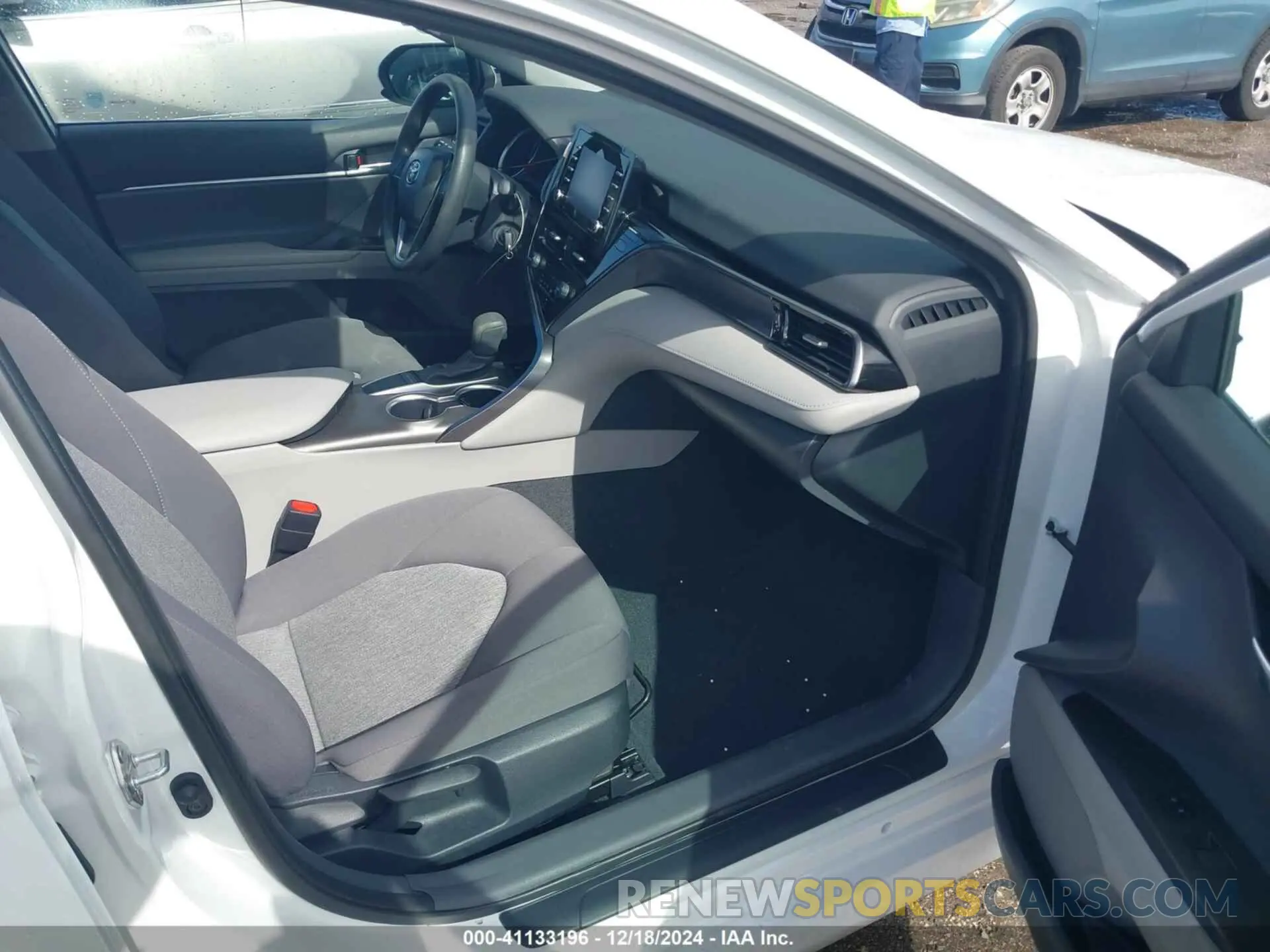 5 fotografías del automóvil dañado 4T1C11AK2PU781621 TOYOTA CAMRY 2023