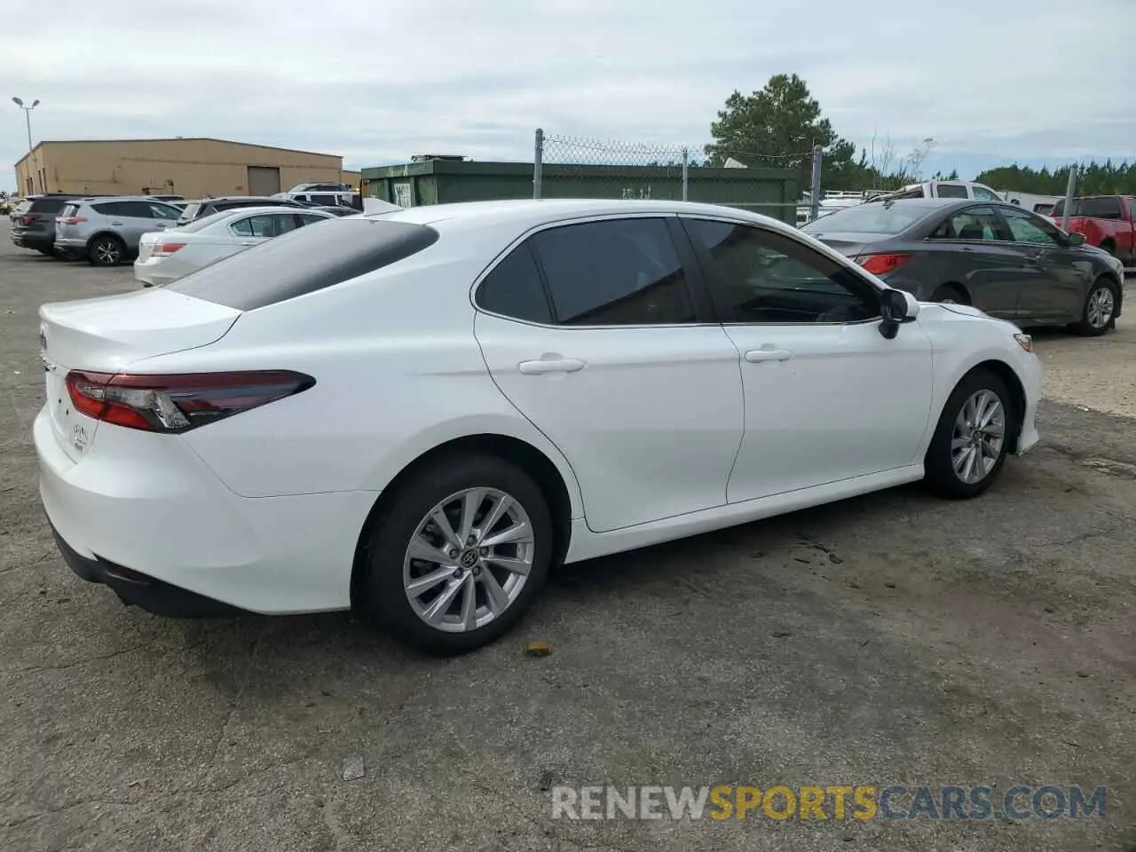 3 fotografías del automóvil dañado 4T1C11AK2PU802905 TOYOTA CAMRY 2023