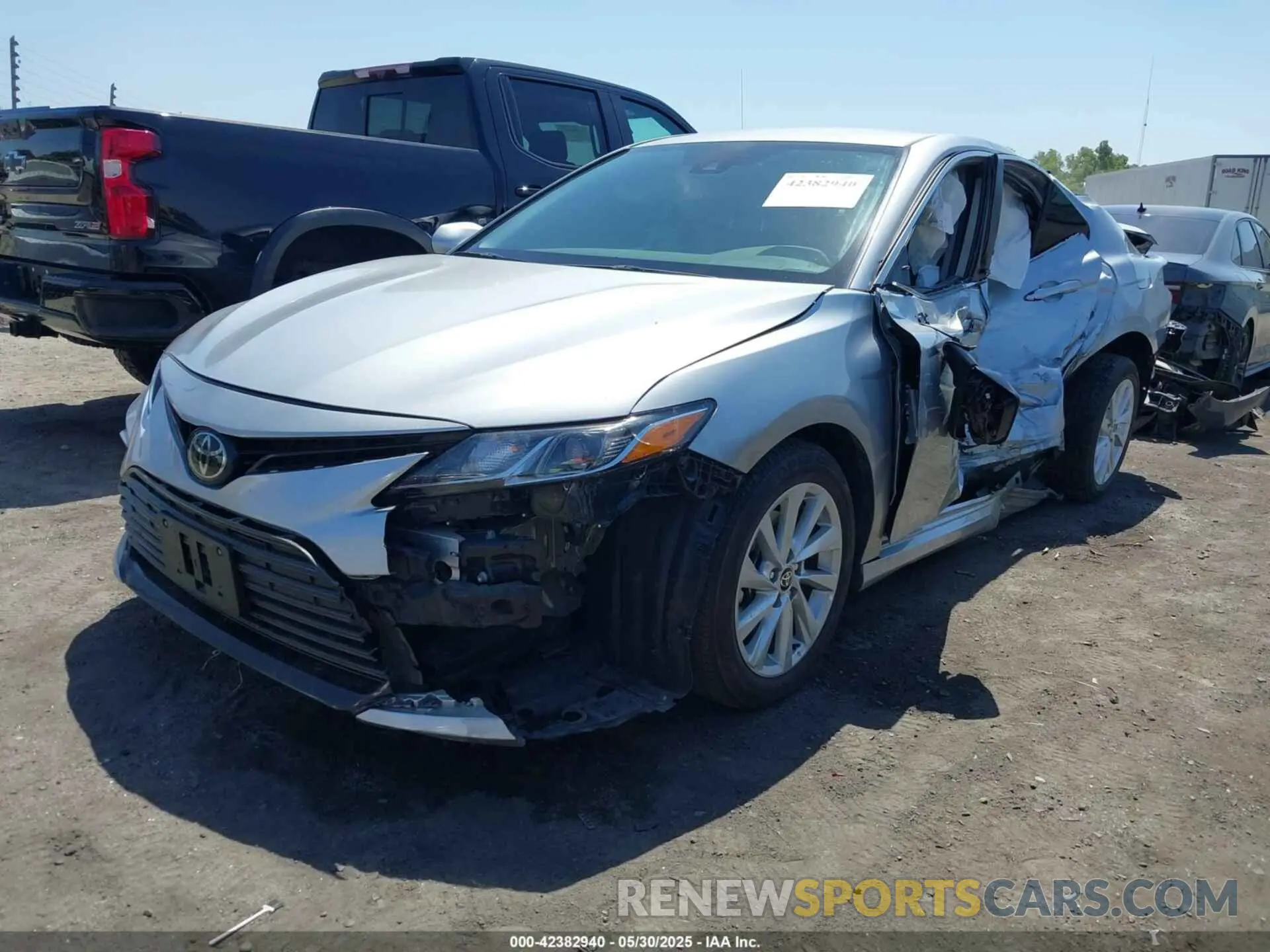 14 fotografías del automóvil dañado 4T1C11AK3PU125458 TOYOTA CAMRY 2023