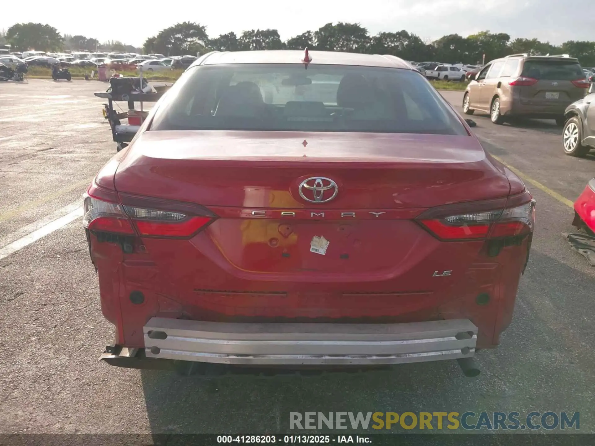 17 fotografías del automóvil dañado 4T1C11AK3PU157570 TOYOTA CAMRY 2023