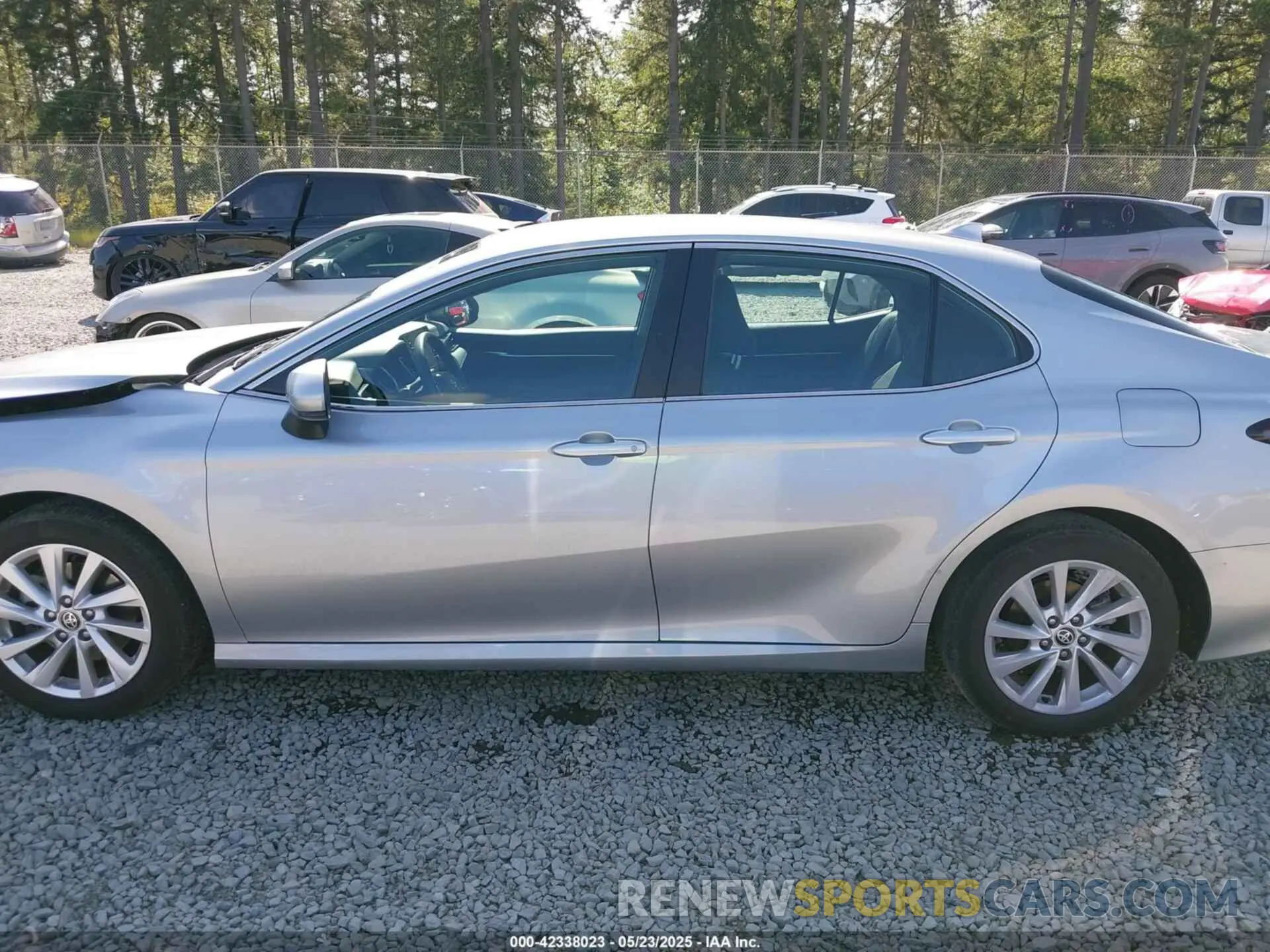 14 fotografías del automóvil dañado 4T1C11AK3PU172750 TOYOTA CAMRY 2023