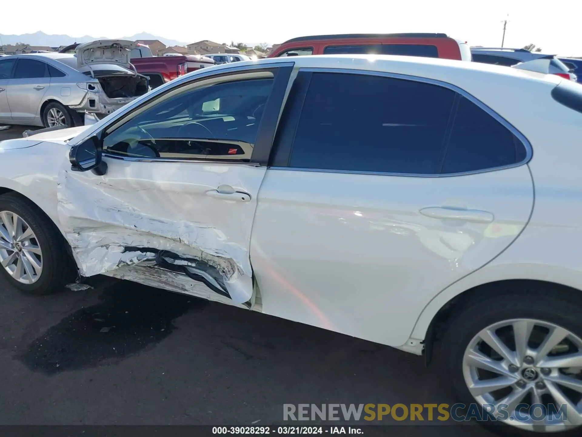 14 fotografías del automóvil dañado 4T1C11AK3PU182825 TOYOTA CAMRY 2023
